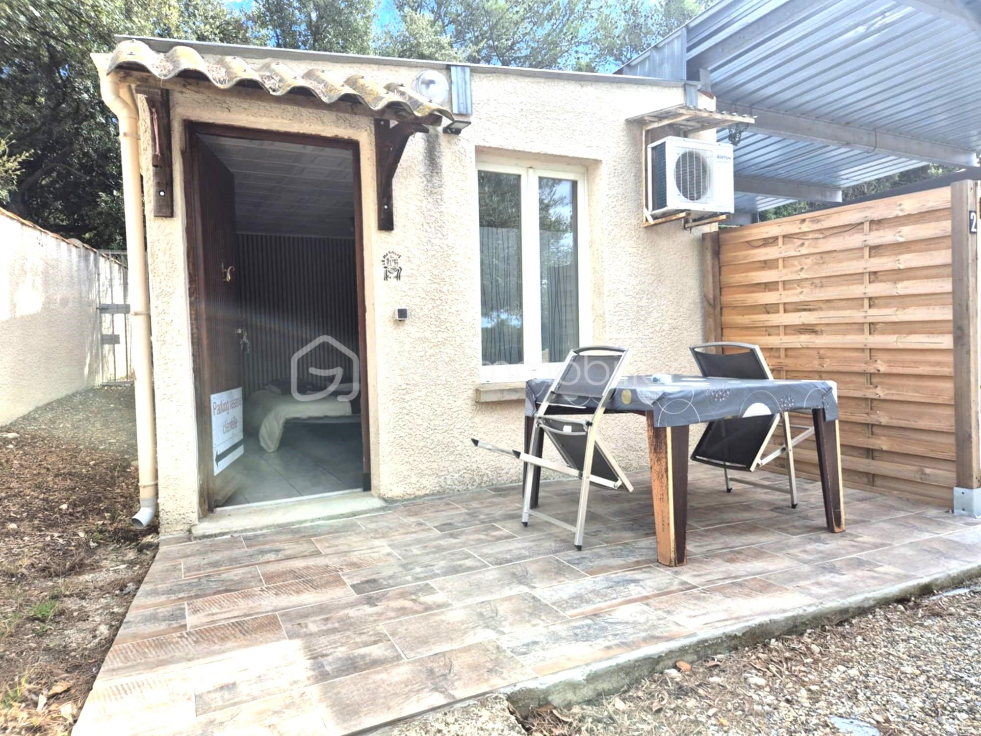Maison traditionnelle de 190 m² - a520a897-1a9d-48cd-9a11-21e7b6cbb9d5.jpg