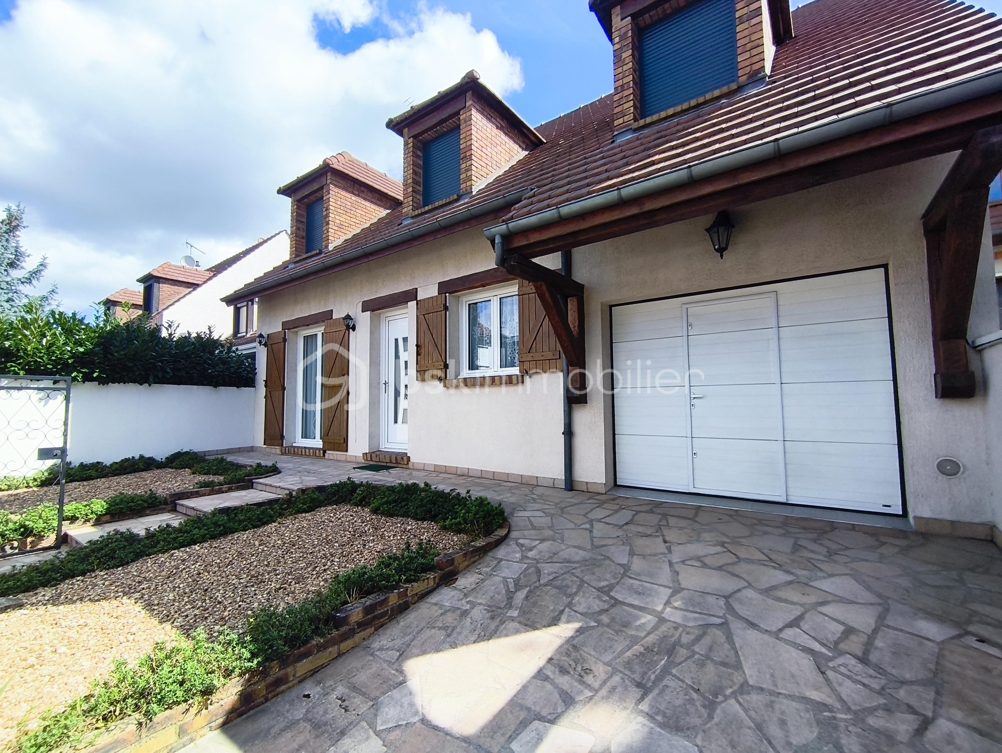Maison de 135 m² - maison avant.jpg