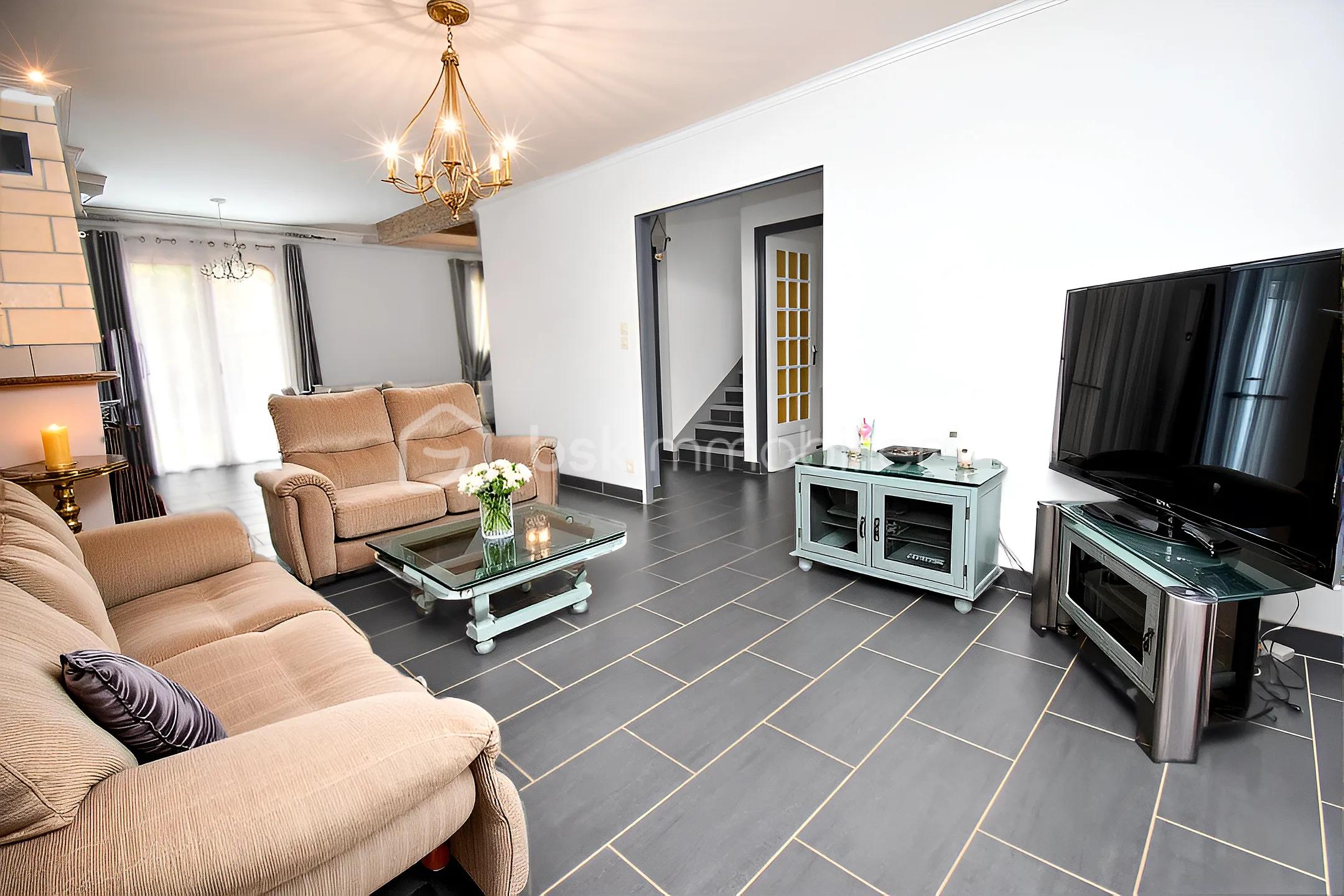 Maison de 135 m² - SALON 1.jpg