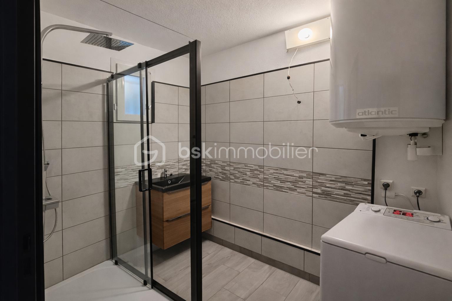 Appartement de 28 m² - ChatGPT Image 6 févr. 2026, 19_29_26.png