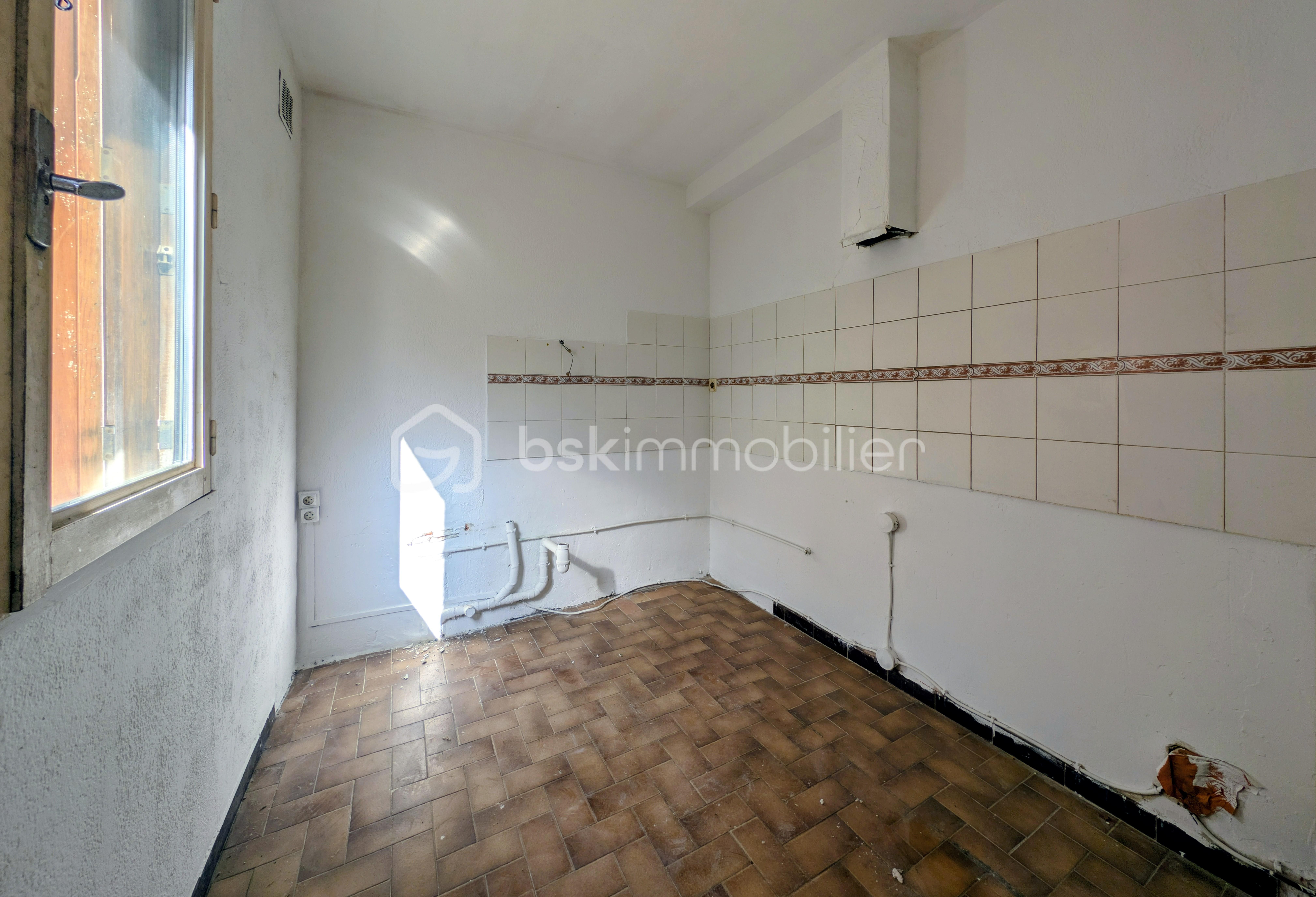 Maison de village de 65 m² - CUISINE.jpg