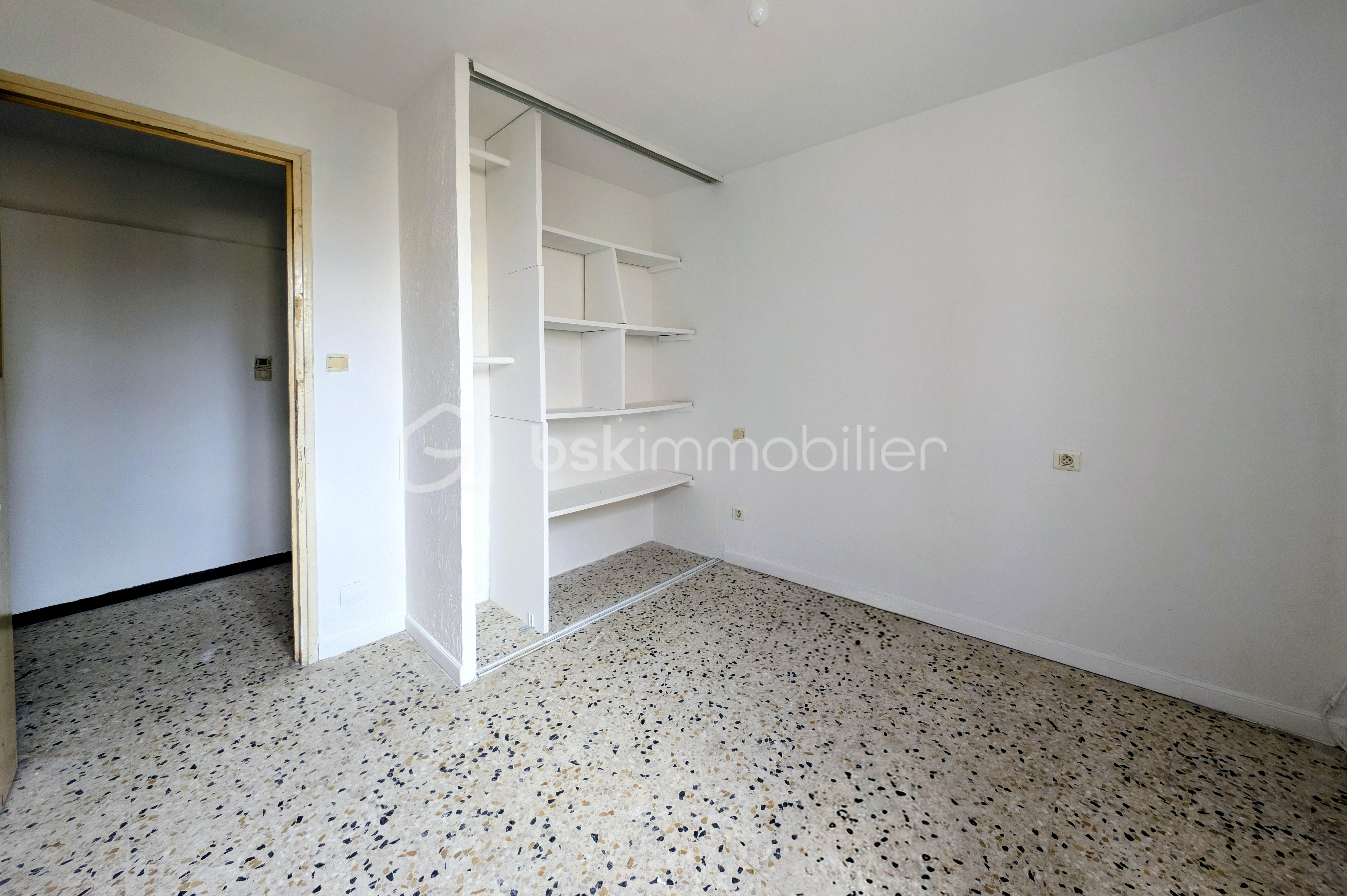 Maison de village de 65 m² - CHAMBRE 1.jpg