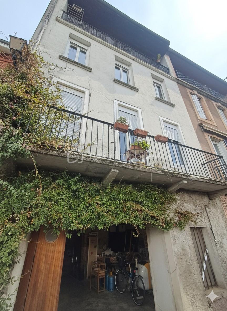 Maison de village de 230 m² - thumbnail_1763112908130.jpg