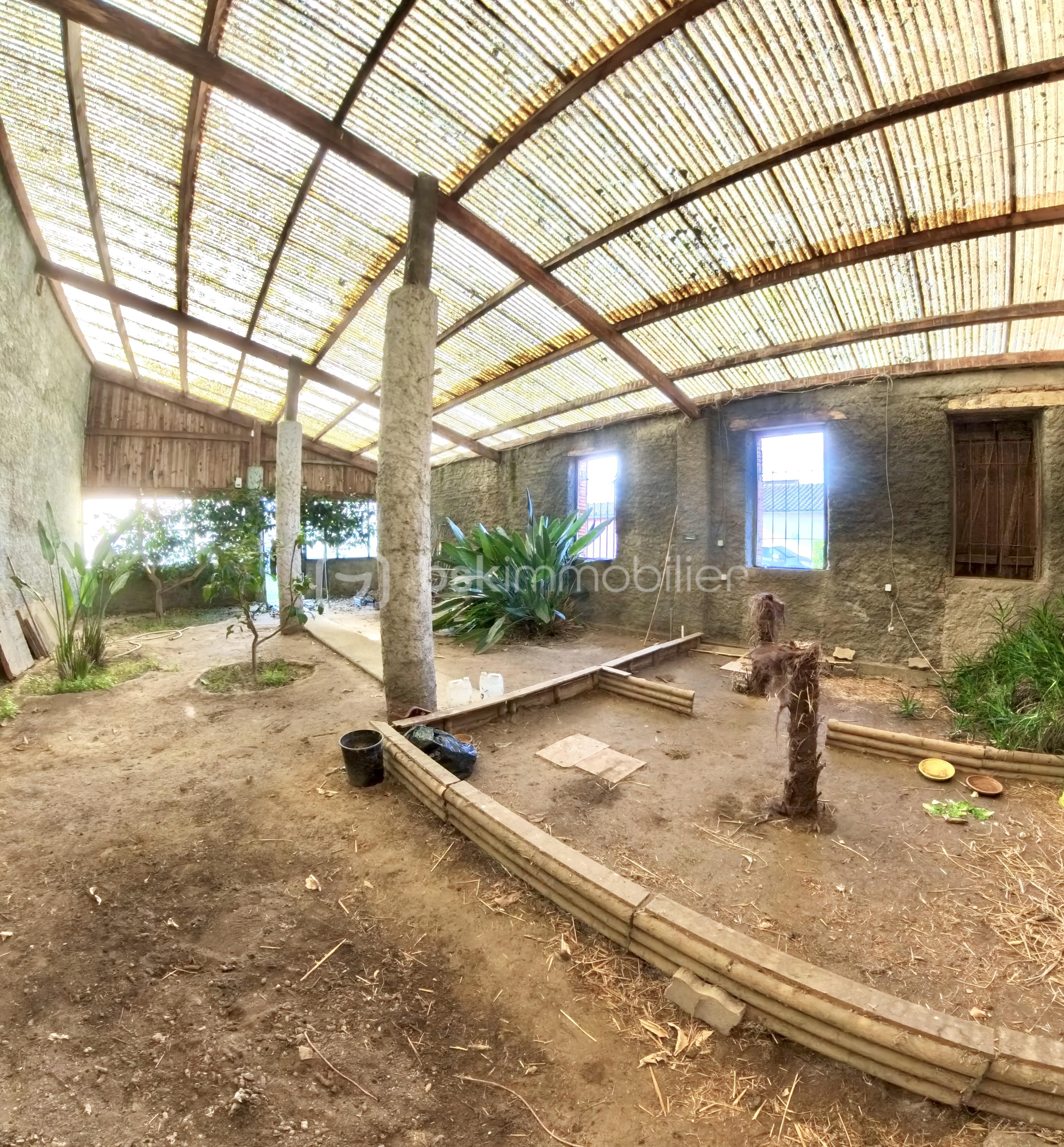 Terrain de 1 098 m² - IMG_20260203_170358_487.jpeg