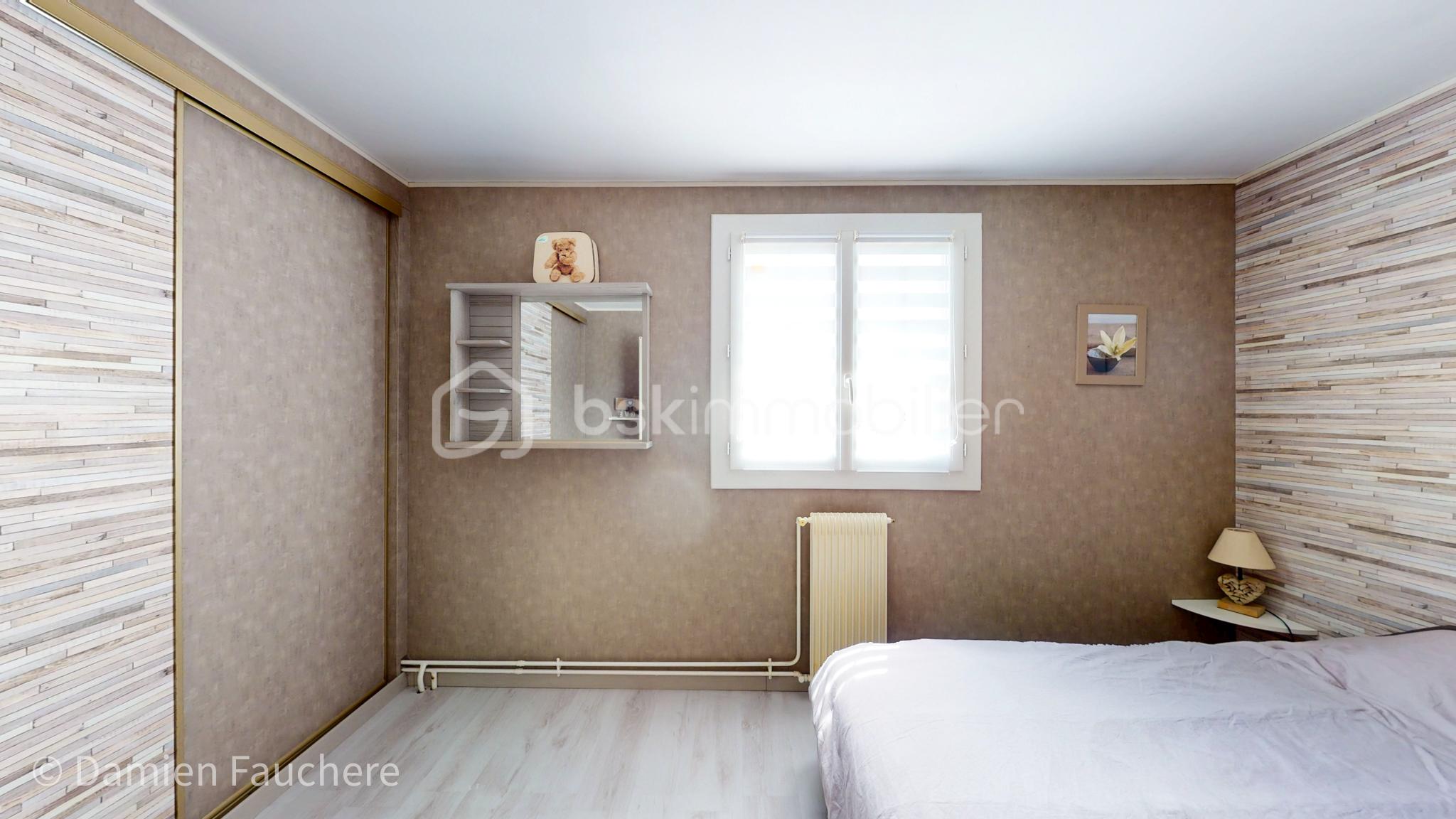 Maison de 120 m² - A-vendre-Maison-familiale-6-pieces-4-chambres-dans-le-quartier-recherche-de-Cesson-la-Foret-05052025_202718.jpg
