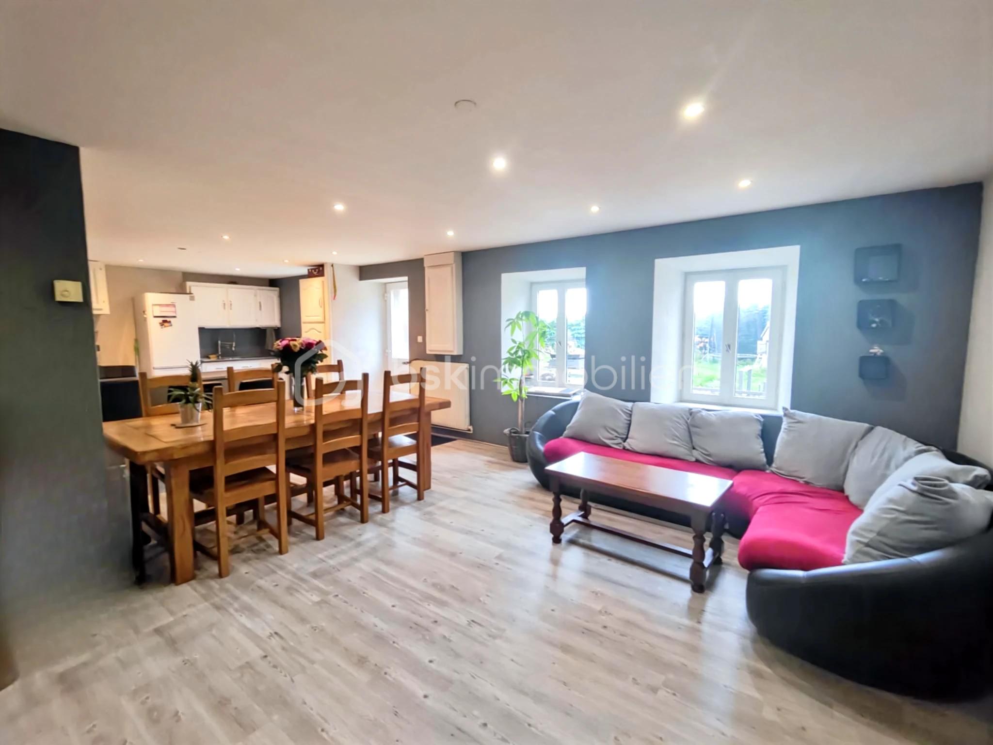 Maison de village de 136 m² - 13d2b5fe-f548-4dd9-b0a6-0e2569308f6d.jpg