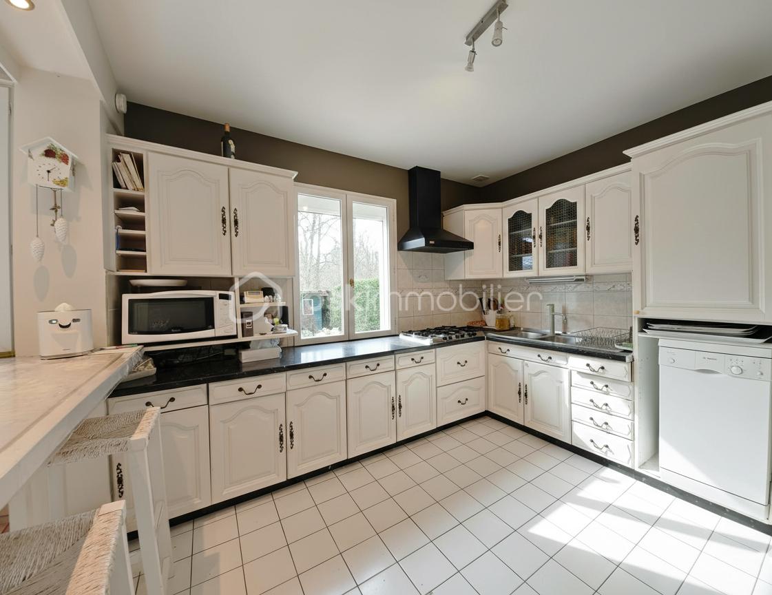 Maison traditionnelle de 150 m² - cuisine-1.jpg