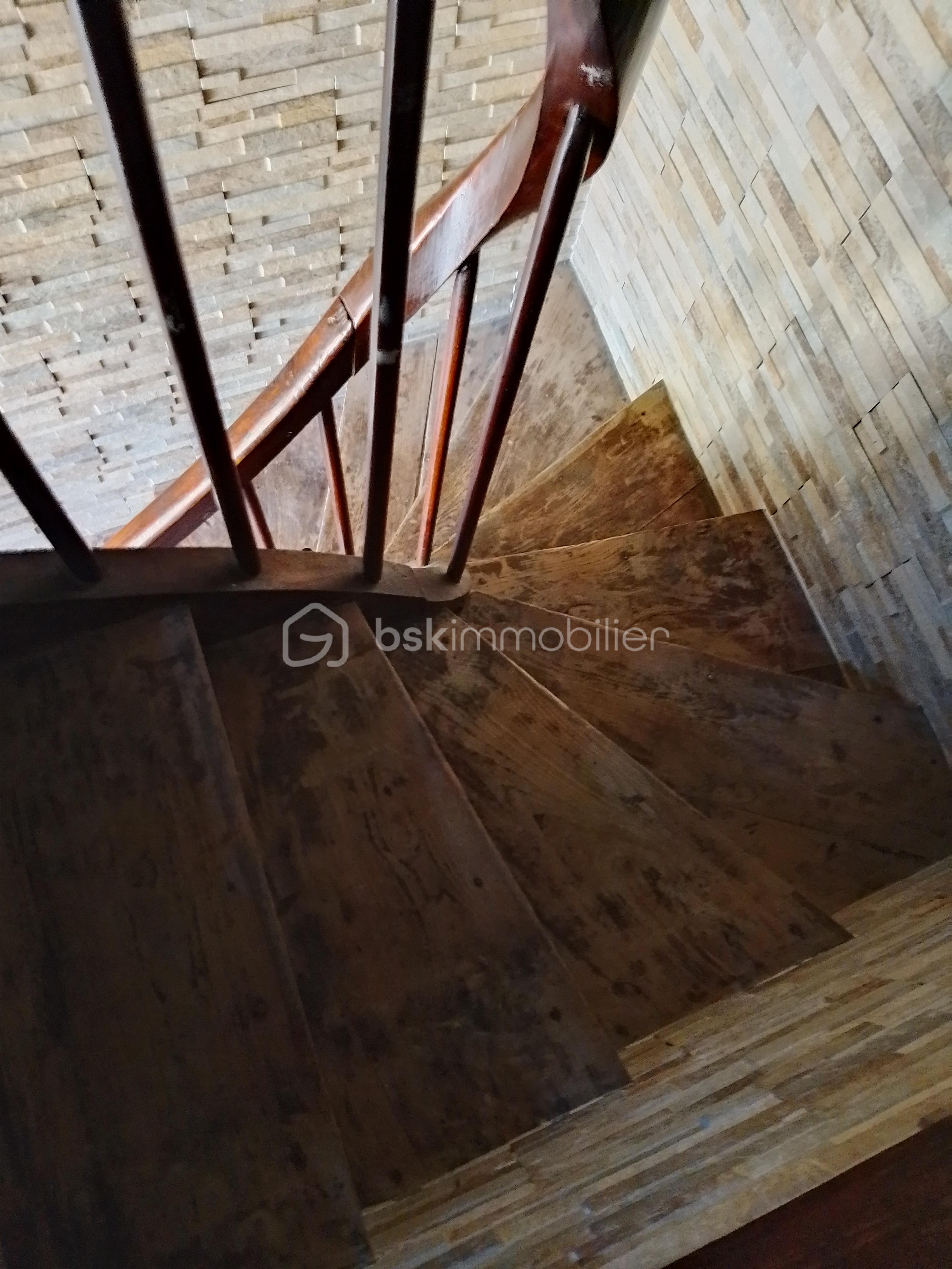 ESCALIER.jpg
