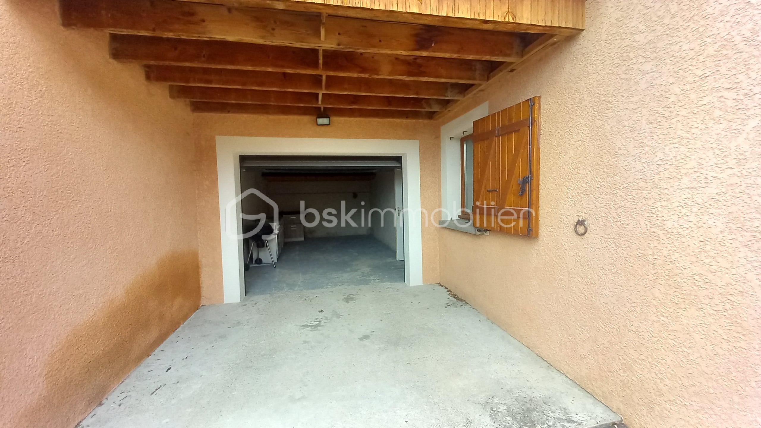 Maison de 85 m² - Maison Semons 2 Photo Garage 1.jpg