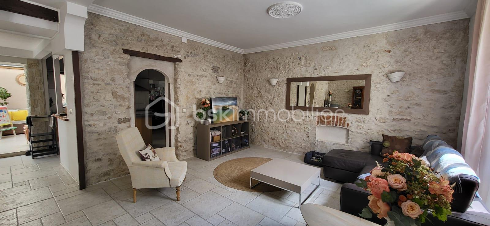 Maison de 130,74 m² - IMG-20250505-WA0003.jpg
