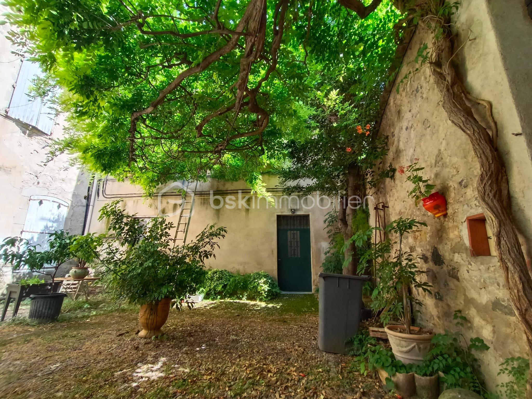 Maison de 350 m² - WhatsApp Image 2025-11-07 at 13.54.526.jpeg