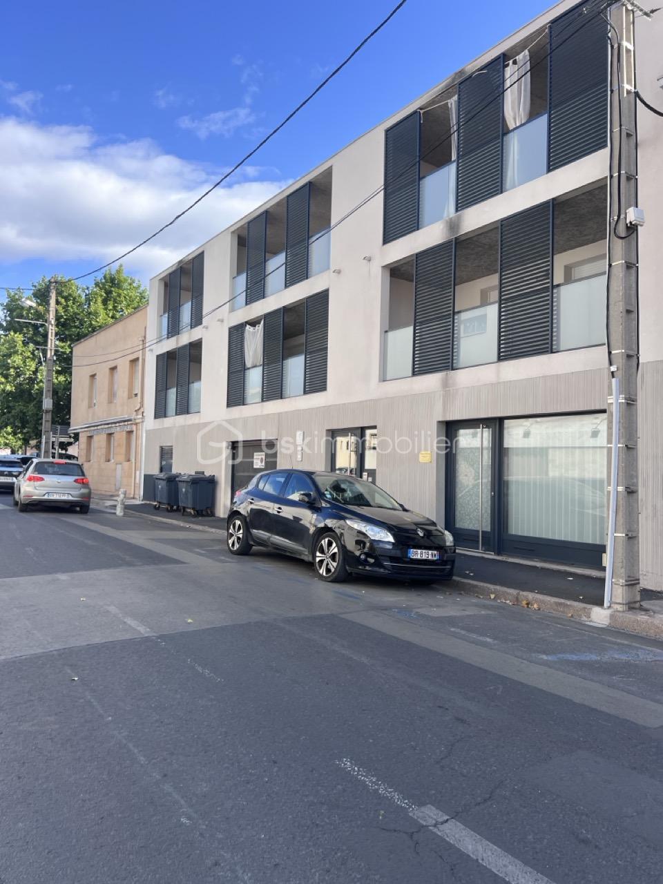 Local commercial de 28,02 m² - EXT.jpeg