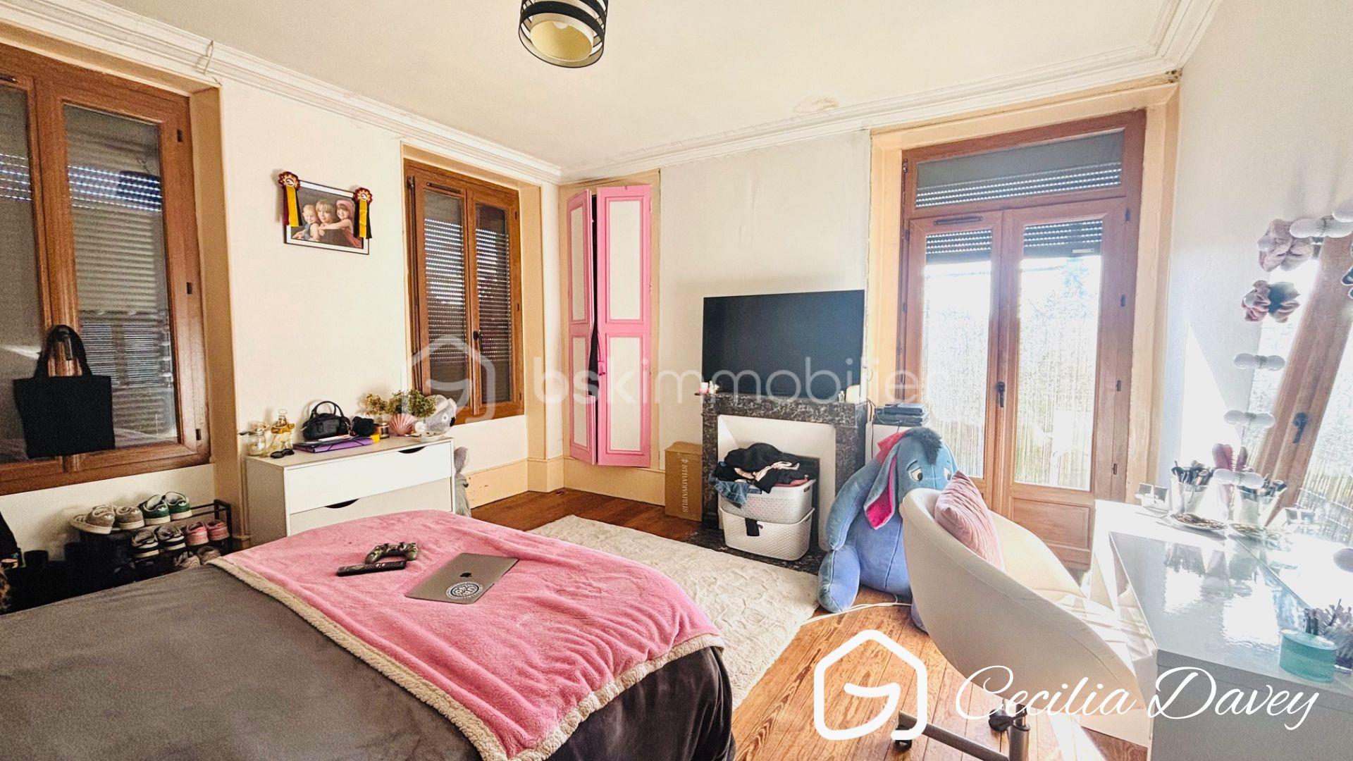 Demeure de 250 m² - 4.jpg