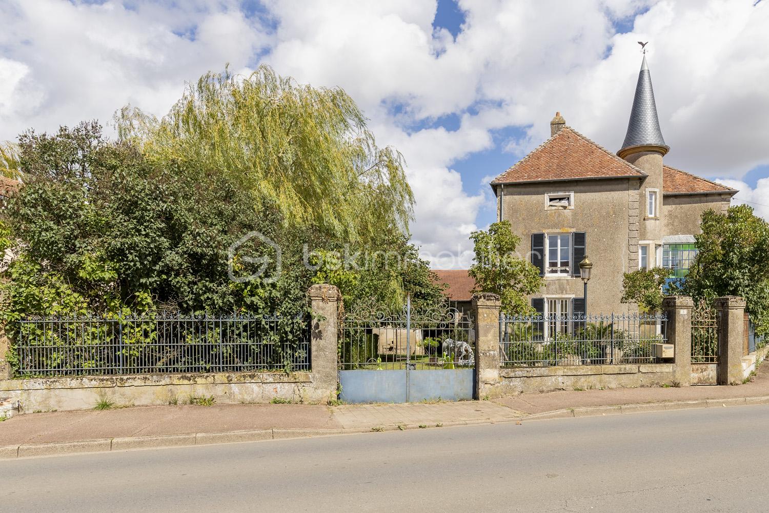 Maison de maitre de 300 m² - Maison doncourt les conflans1.jpeg