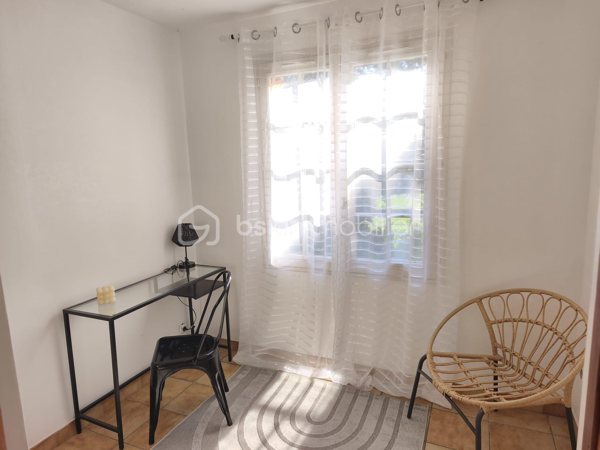 Maison traditionnelle de 110 m² - bureau home staging.jpeg