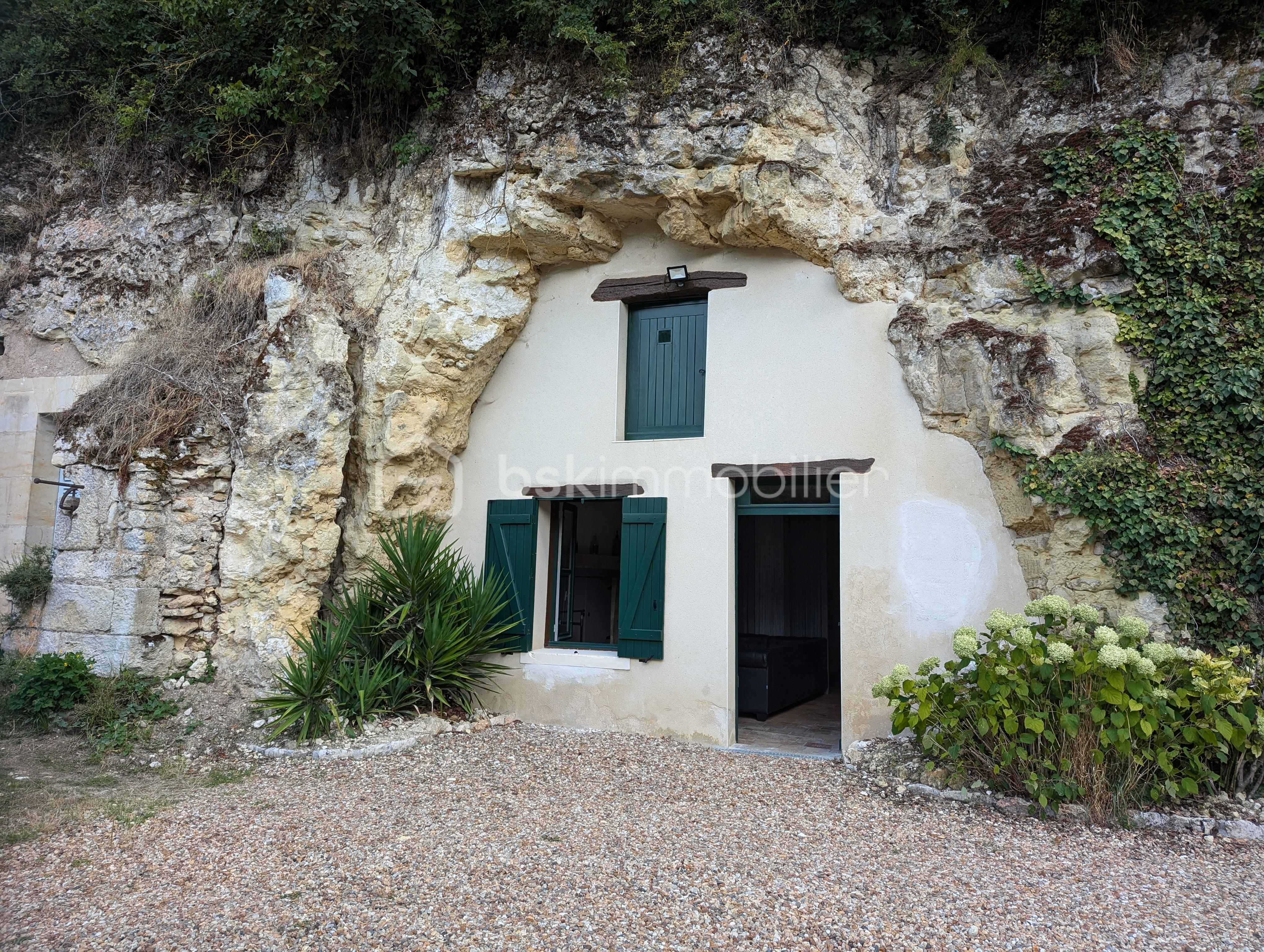Maison ancienne de 84 m² - PXL_20250802_130017729.jpg