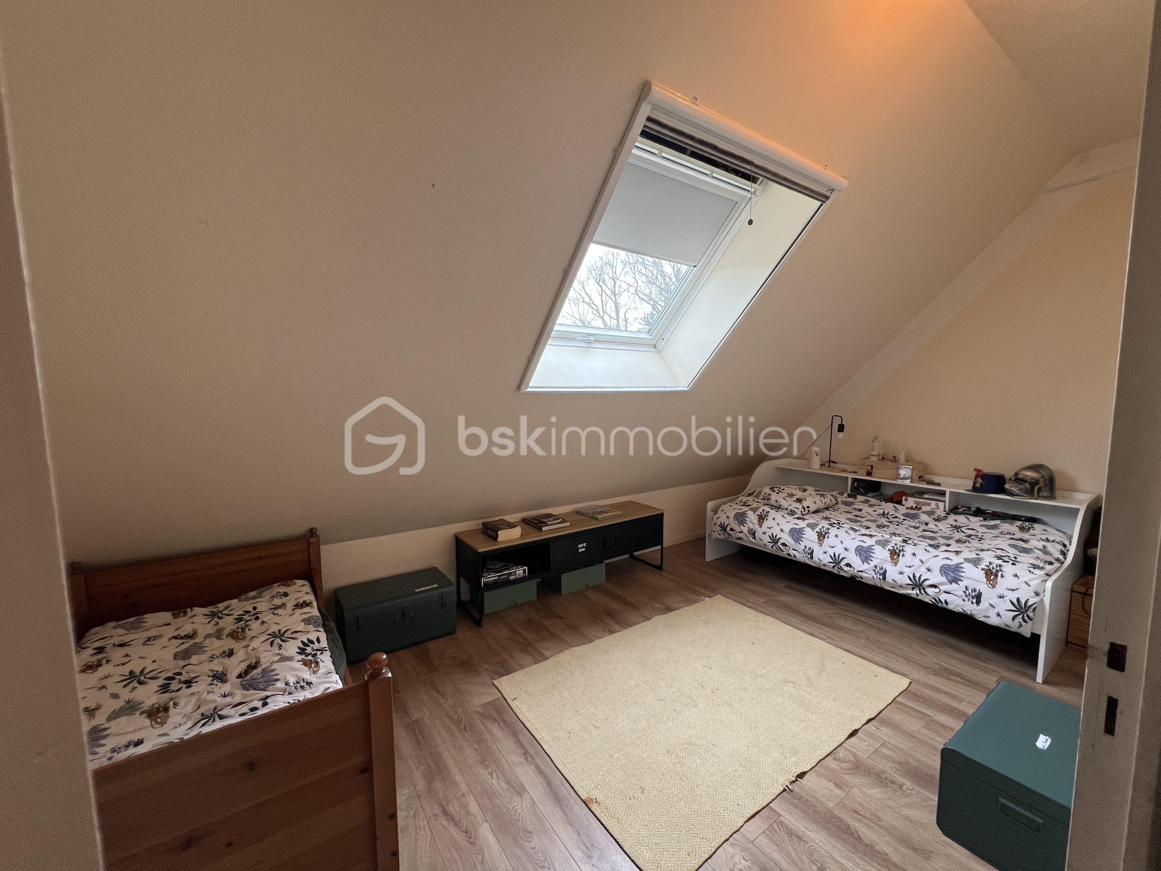 Maison traditionnelle de 150 m² - CHAMBRE GARCON.jpg