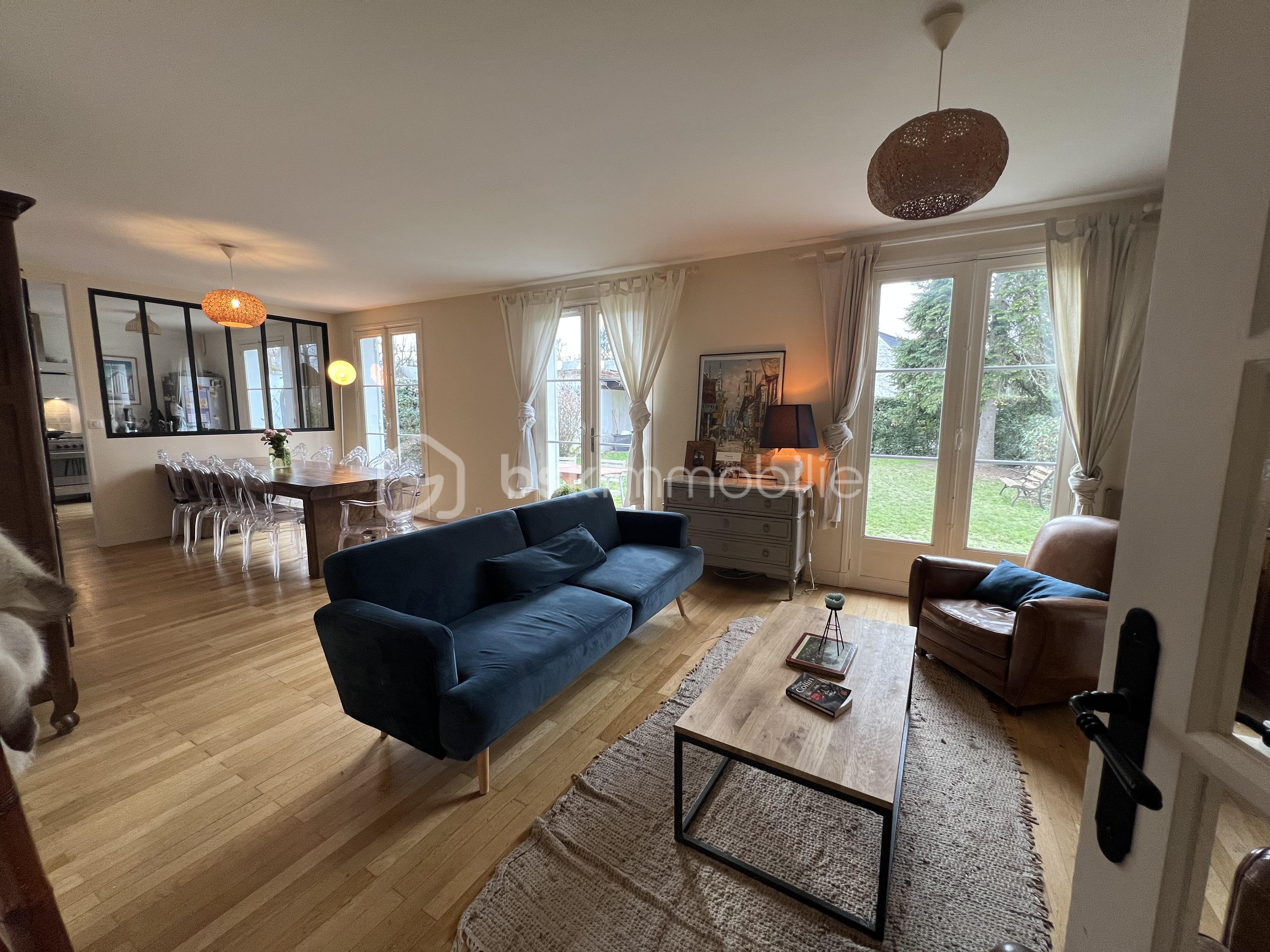 Maison traditionnelle de 150 m² - grand séjour .jpg