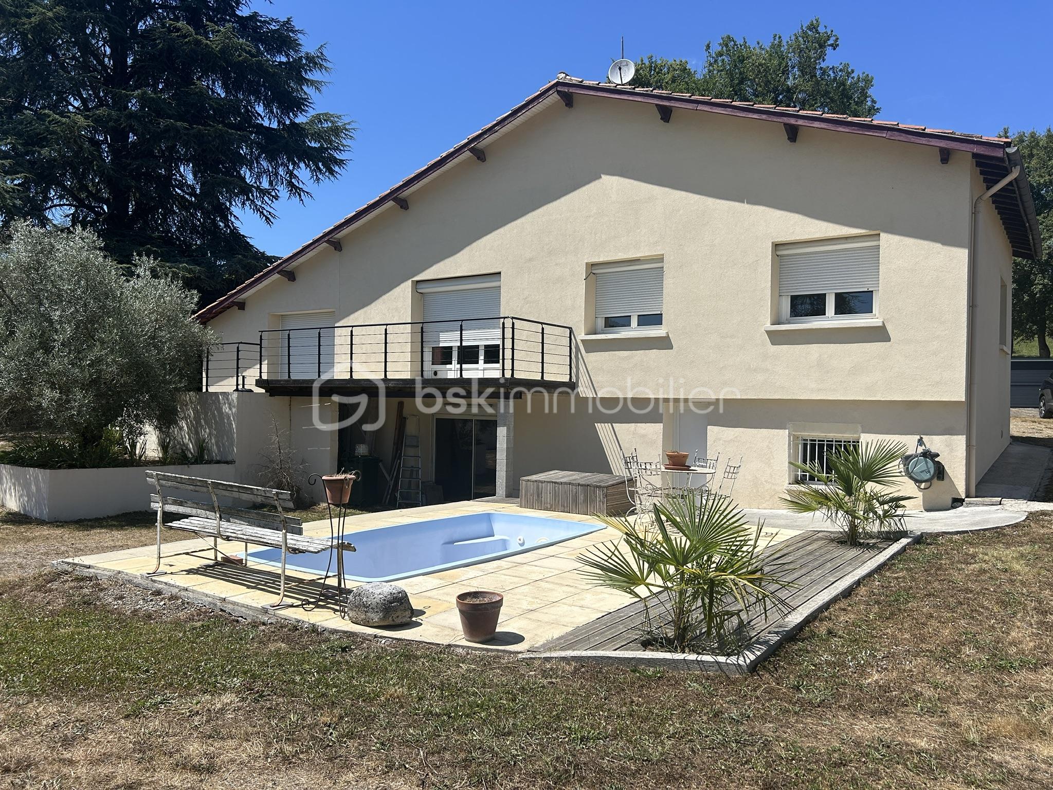 Maison de 100 m² - B8F3507A-8056-4D5E-B700-A213F3E69538_1_102_o.jpeg