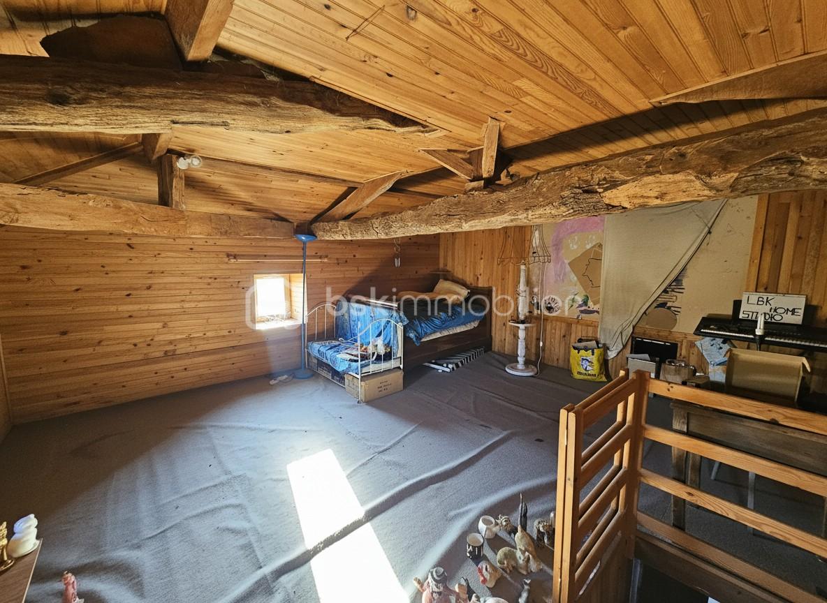 Corps de ferme de 185 m² - generated_ch 5.jpg