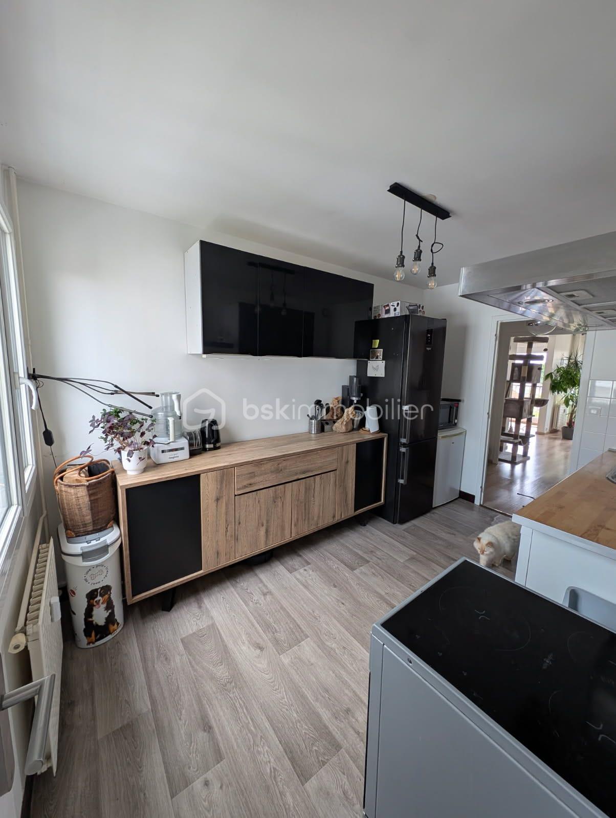 Appartement de 78,17 m² - 41XsvuUKzhu6eSTjPGhwtqCwwKvr97C1jX6Nt0e2.jpg