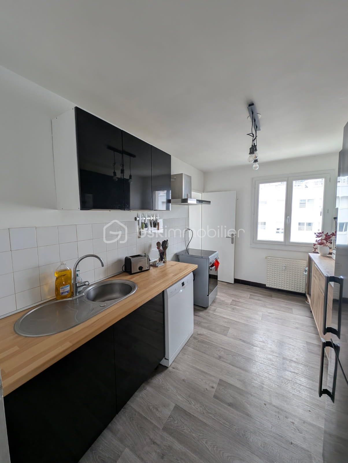 Appartement de 78,17 m² - xR8qxEknZfq7obWbbdiga1Df8E5IZQ5knd5XTspI.jpg