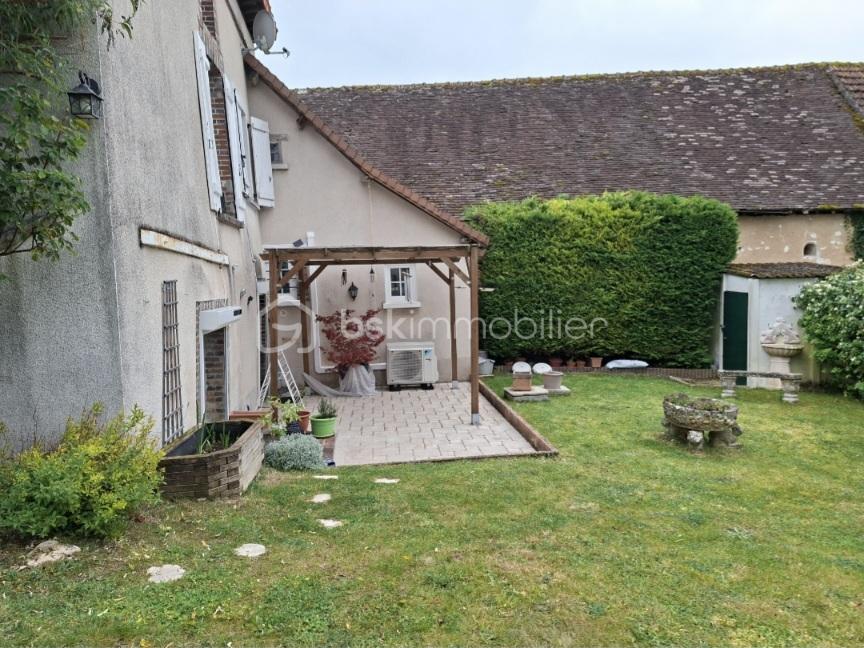 photo maison coté jardin.jpg