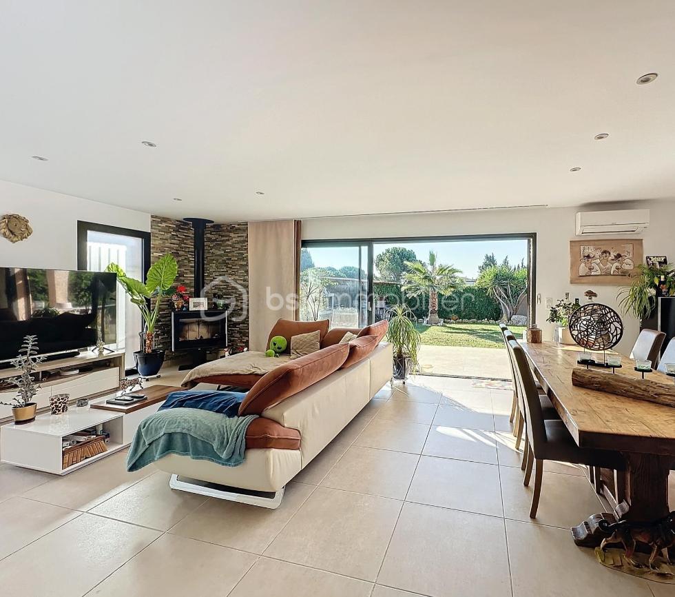 Maison de 105 m² - salon ok.png