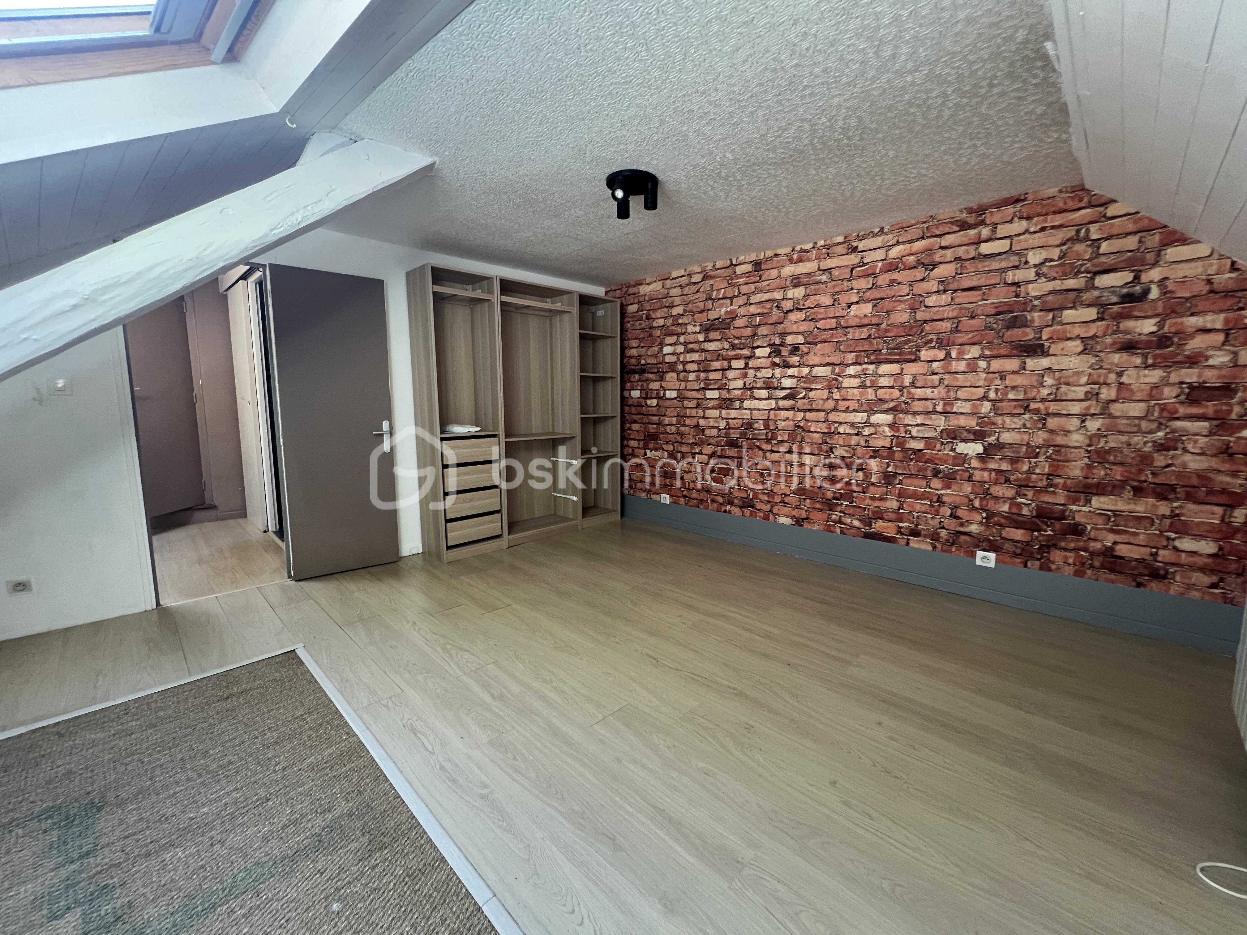 Nicolas VAN DE WALLE bsk immobilier MAISON BAZAINVILLE Mme CAMILLUCCI G.JPG