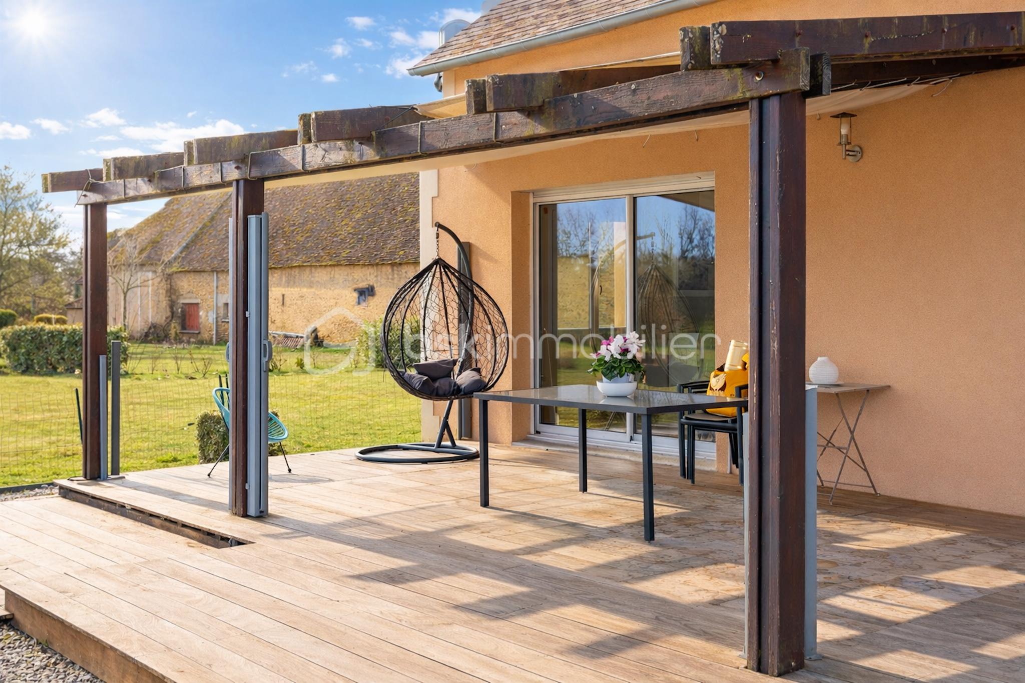 Maison traditionnelle de 156 m² - SBOUVET - BSK Immobilier-01.jpg