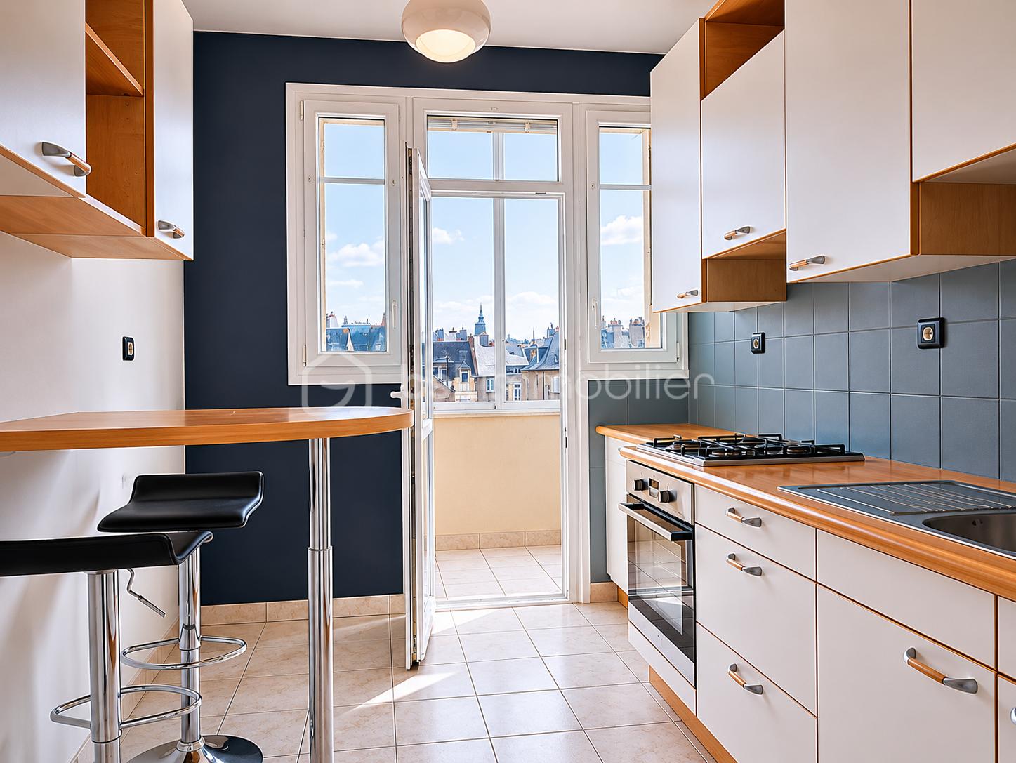 cuisine loggia éclairée.png