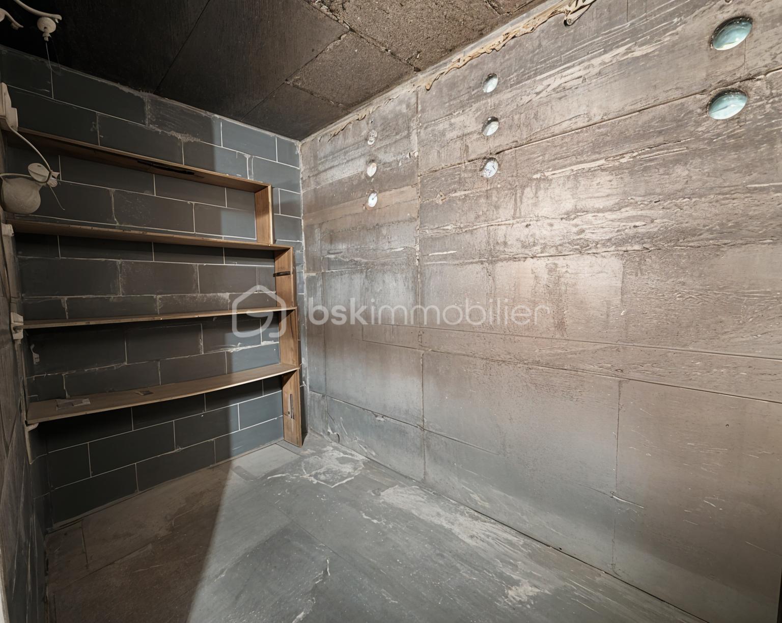 Appartement de 54,30 m² - CAVE.png