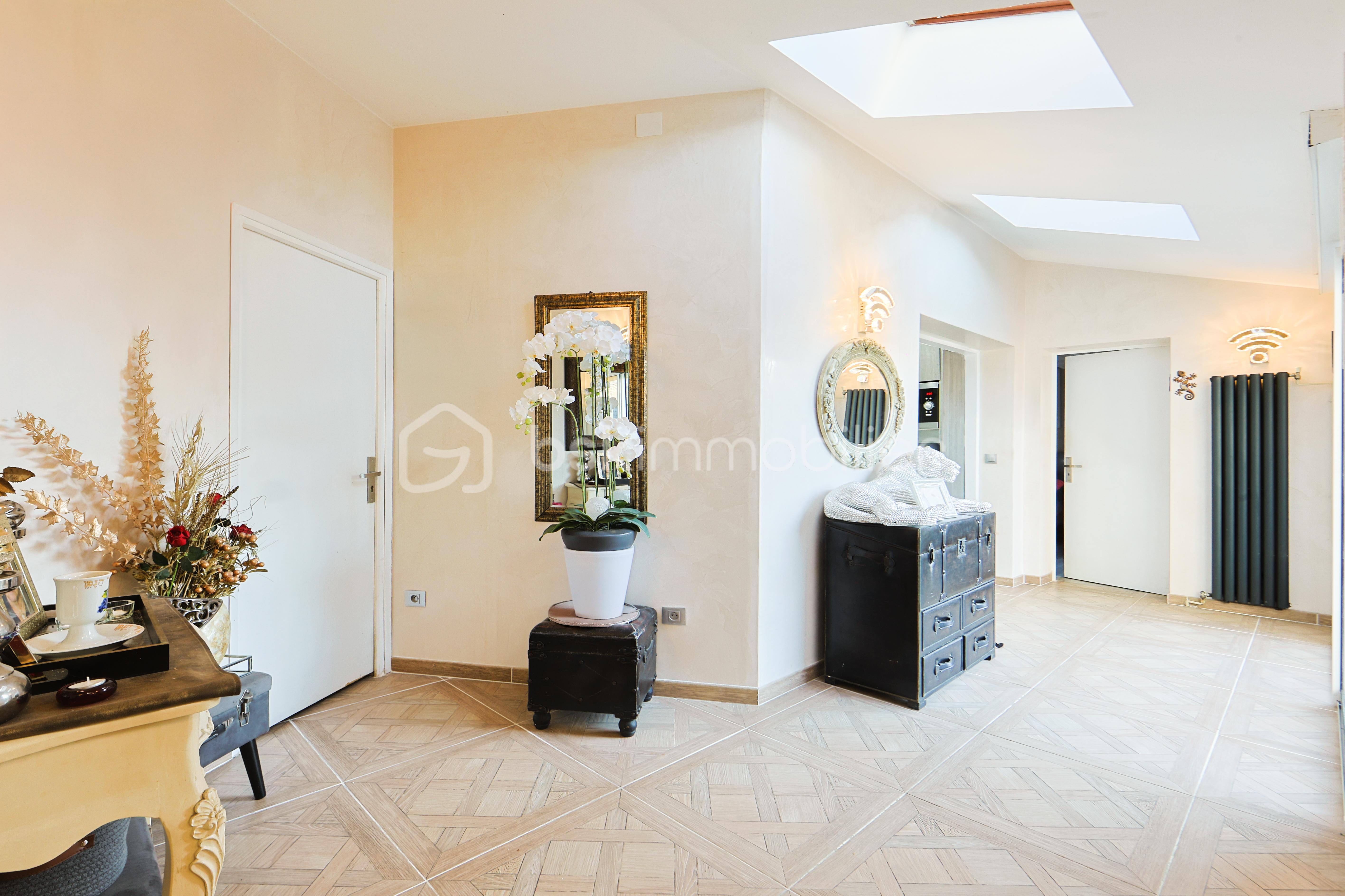 Maison de 110 m² - CRECY - ENTREE 2.jpg