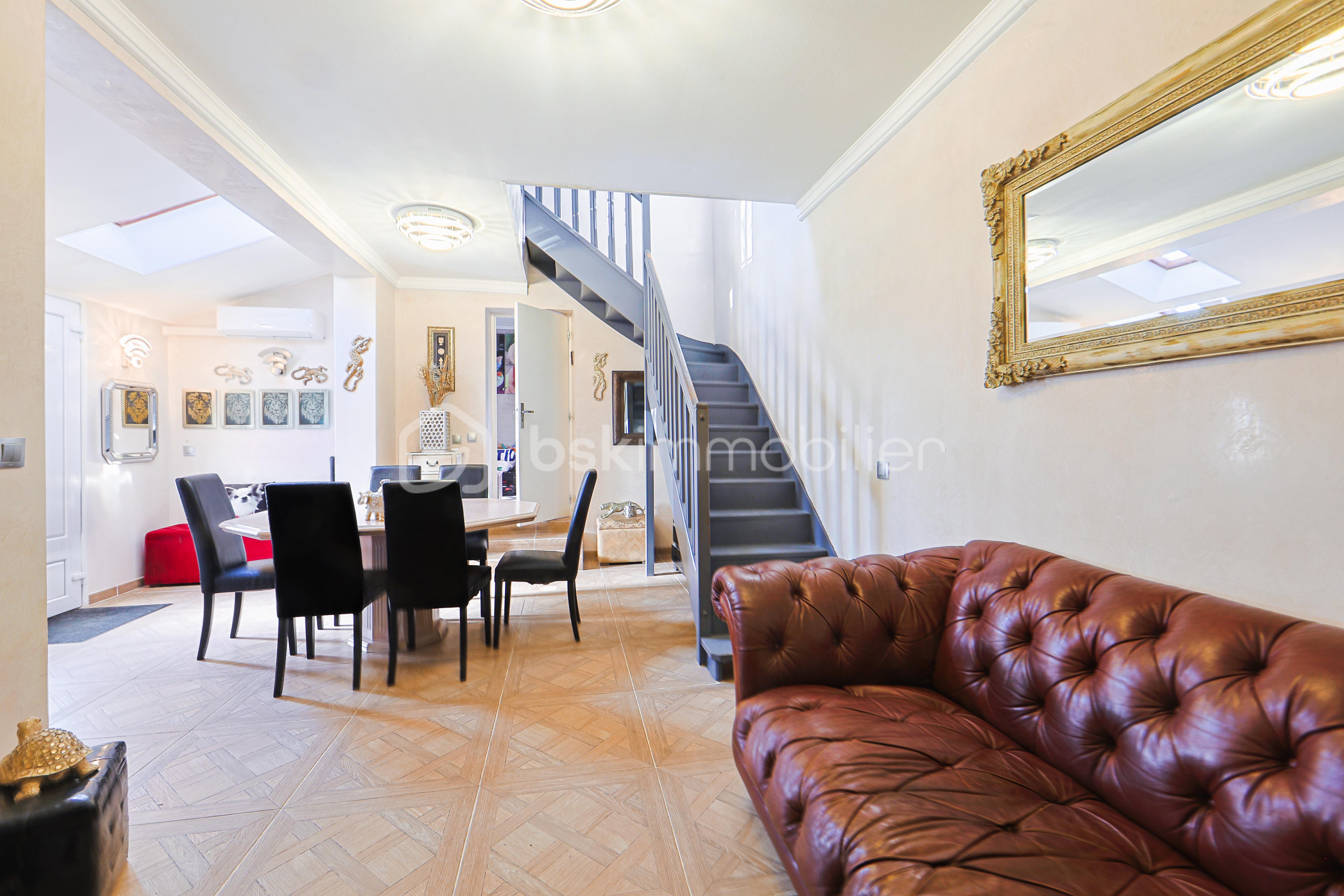 Maison de 110 m² - CRECY - SEJOUR 1.jpg