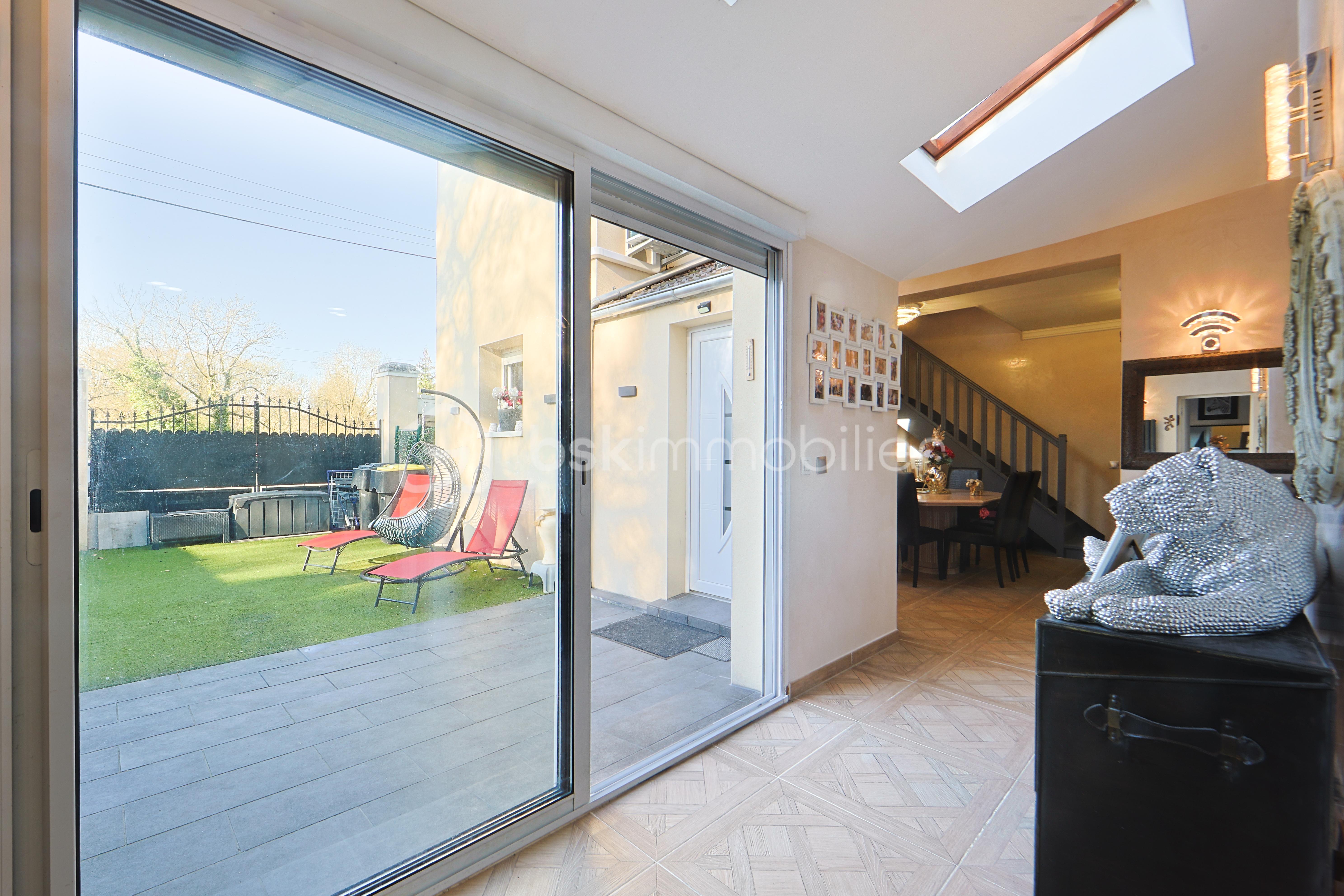 Maison de 110 m² - CRECY - ENTREE1.jpg