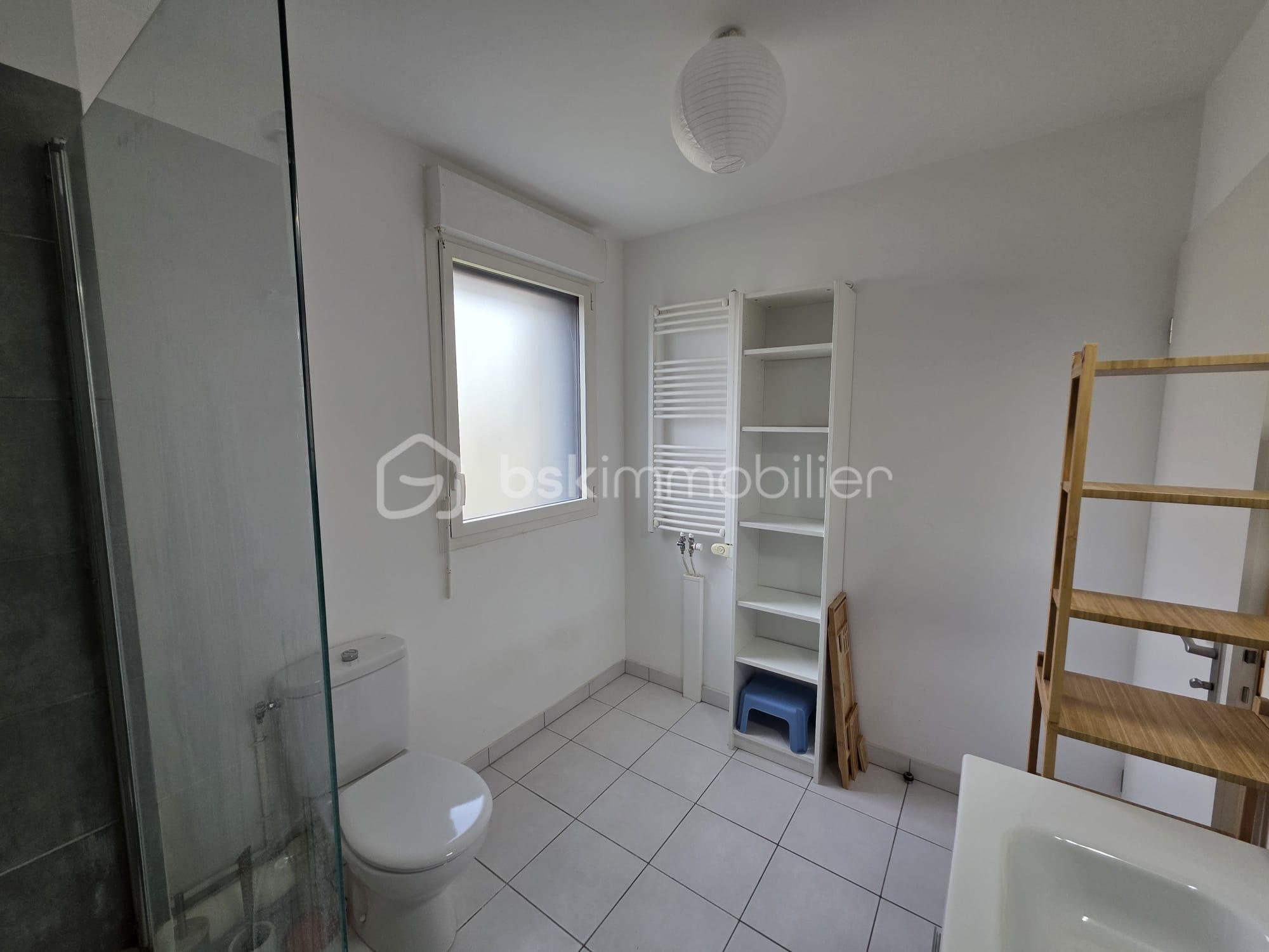 Duplex de 74,99 m² - sdb 1.jpg