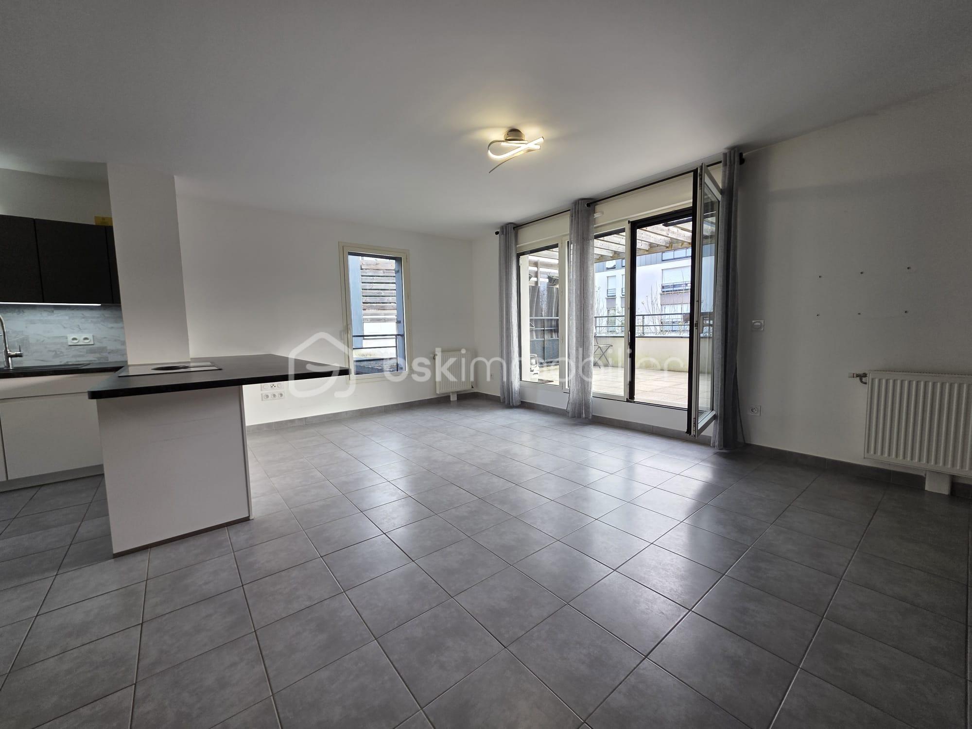 Duplex de 74,99 m² - salon 4.2.jpg