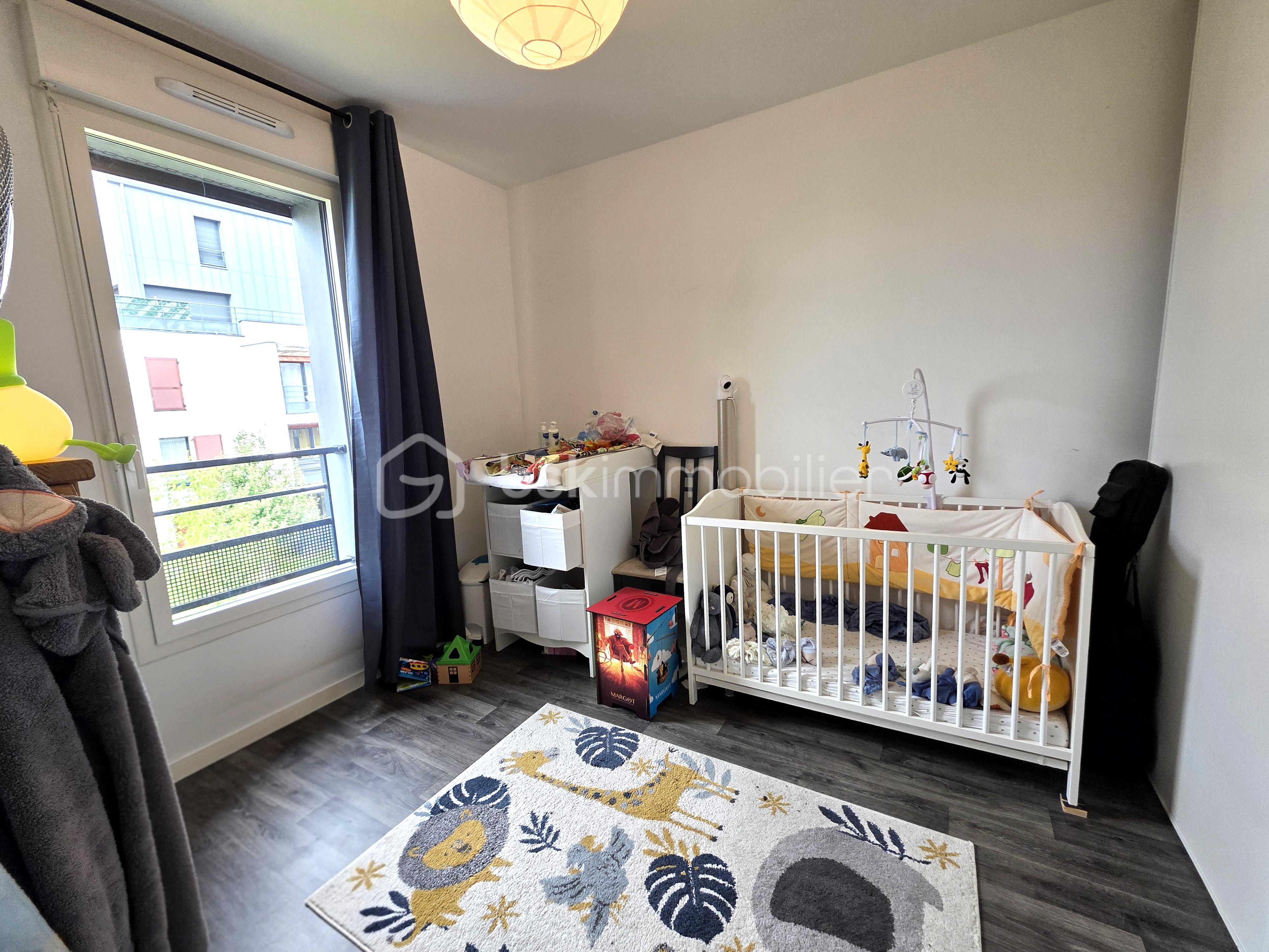 Duplex de 74,99 m² - F101_Chambre_1_b.png