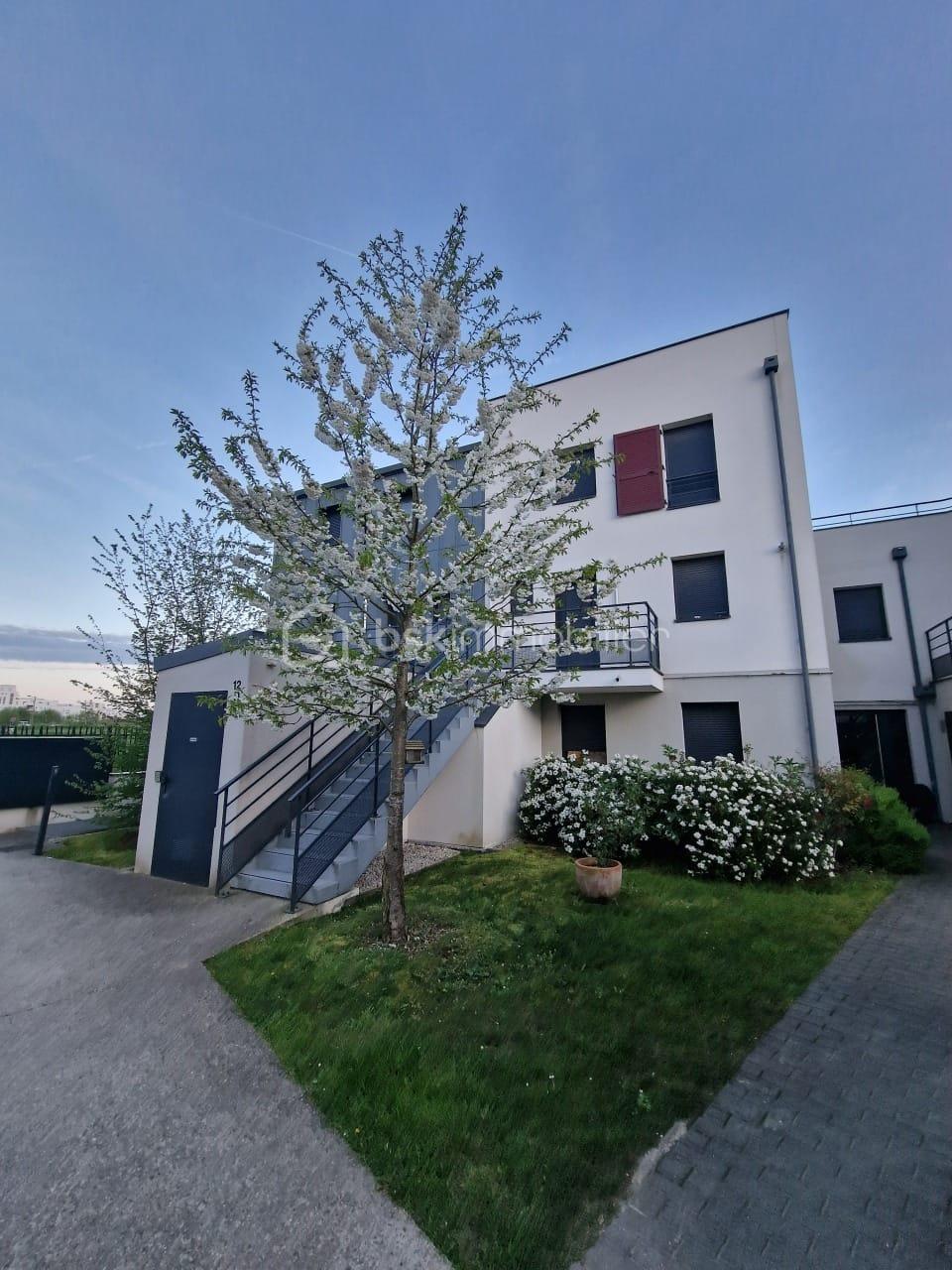 Duplex de 74,99 m² - WhatsApp Image 2025-09-29 à 22.50.23_adbd66ad.jpg
