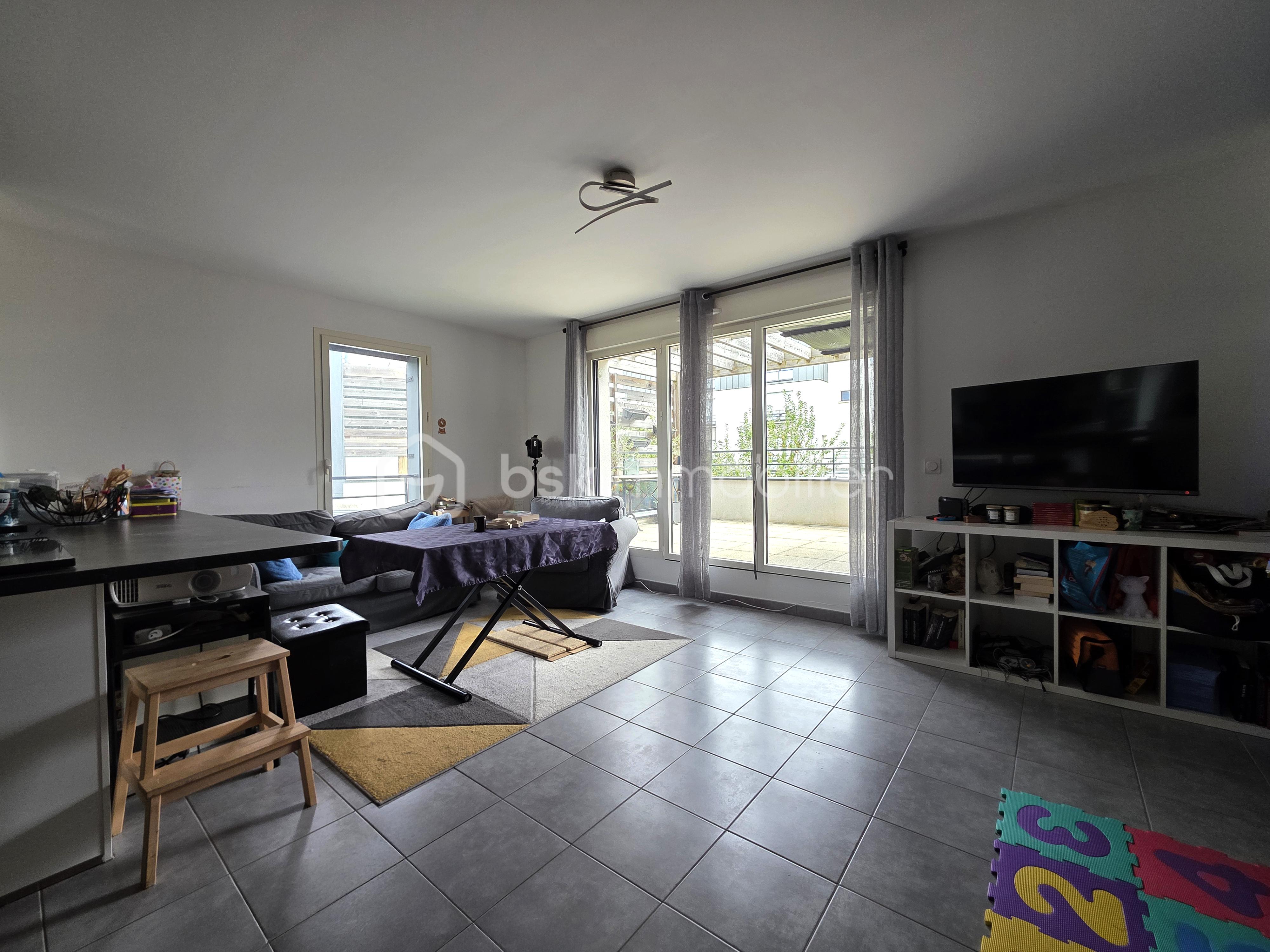 Duplex de 74,99 m² - F101_Salon_4.png