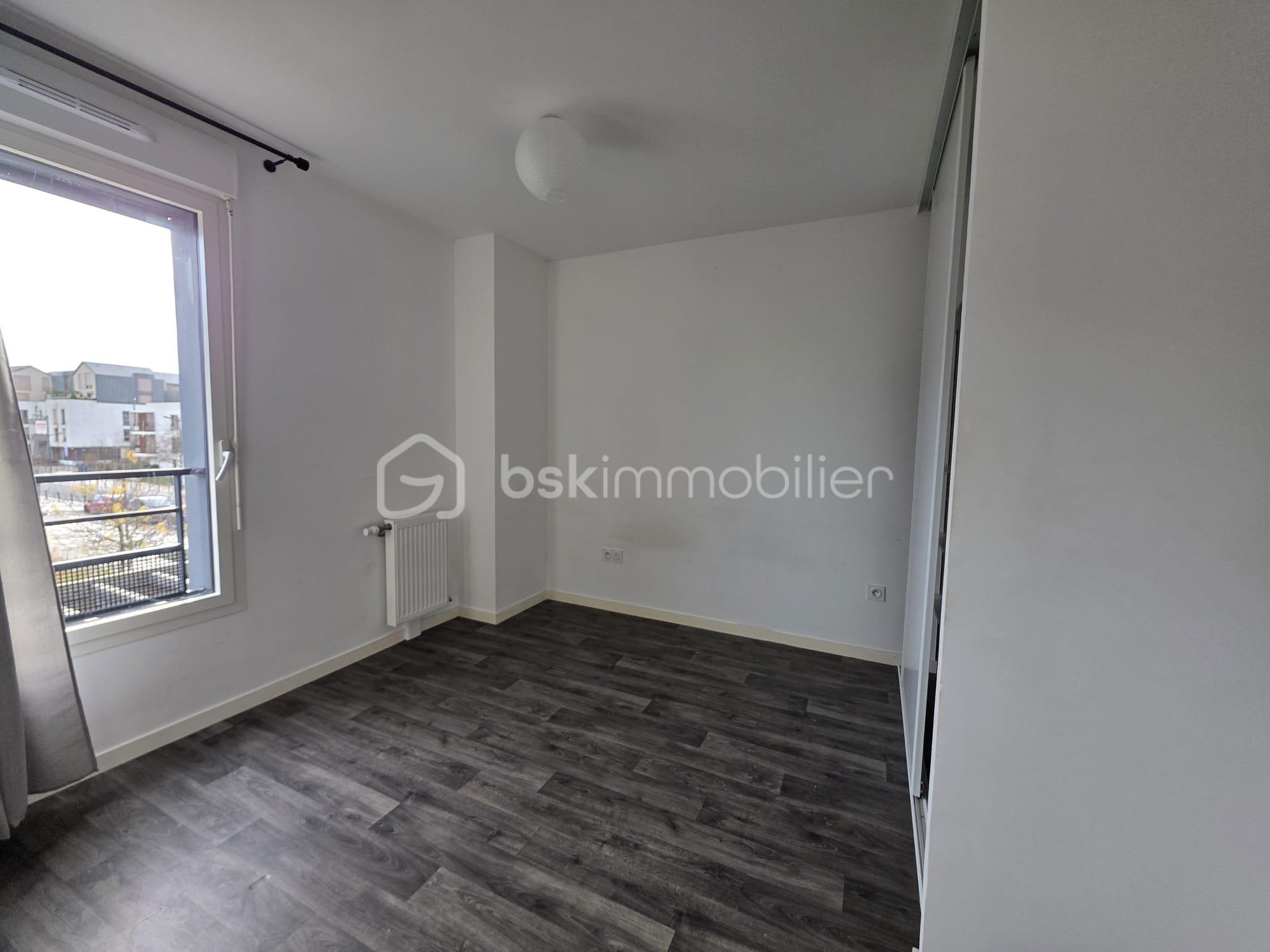 Duplex de 74,99 m² - chambre 1 bureau.jpg