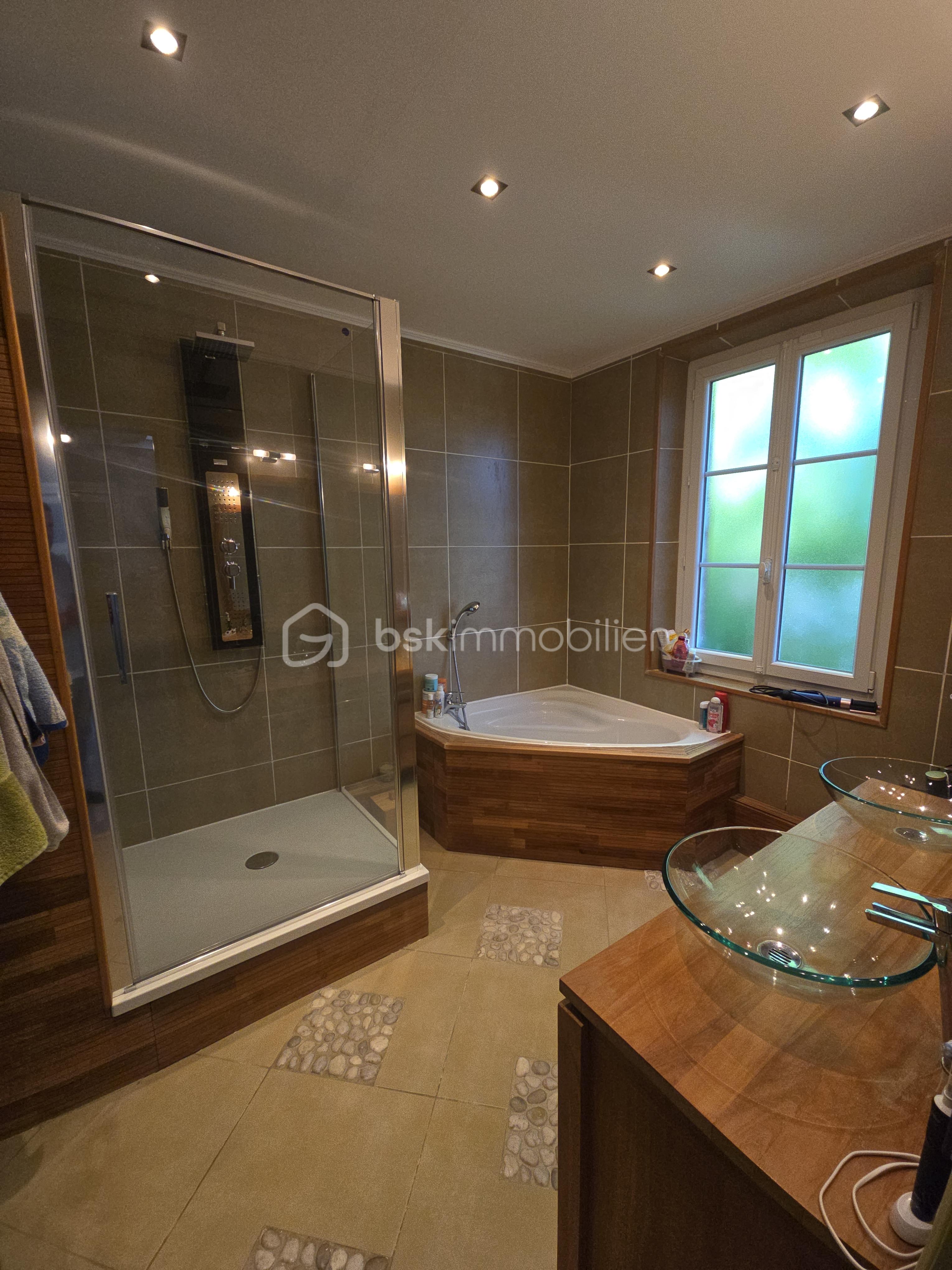 Maison d architecte de 132 m² - 1000003957.jpg