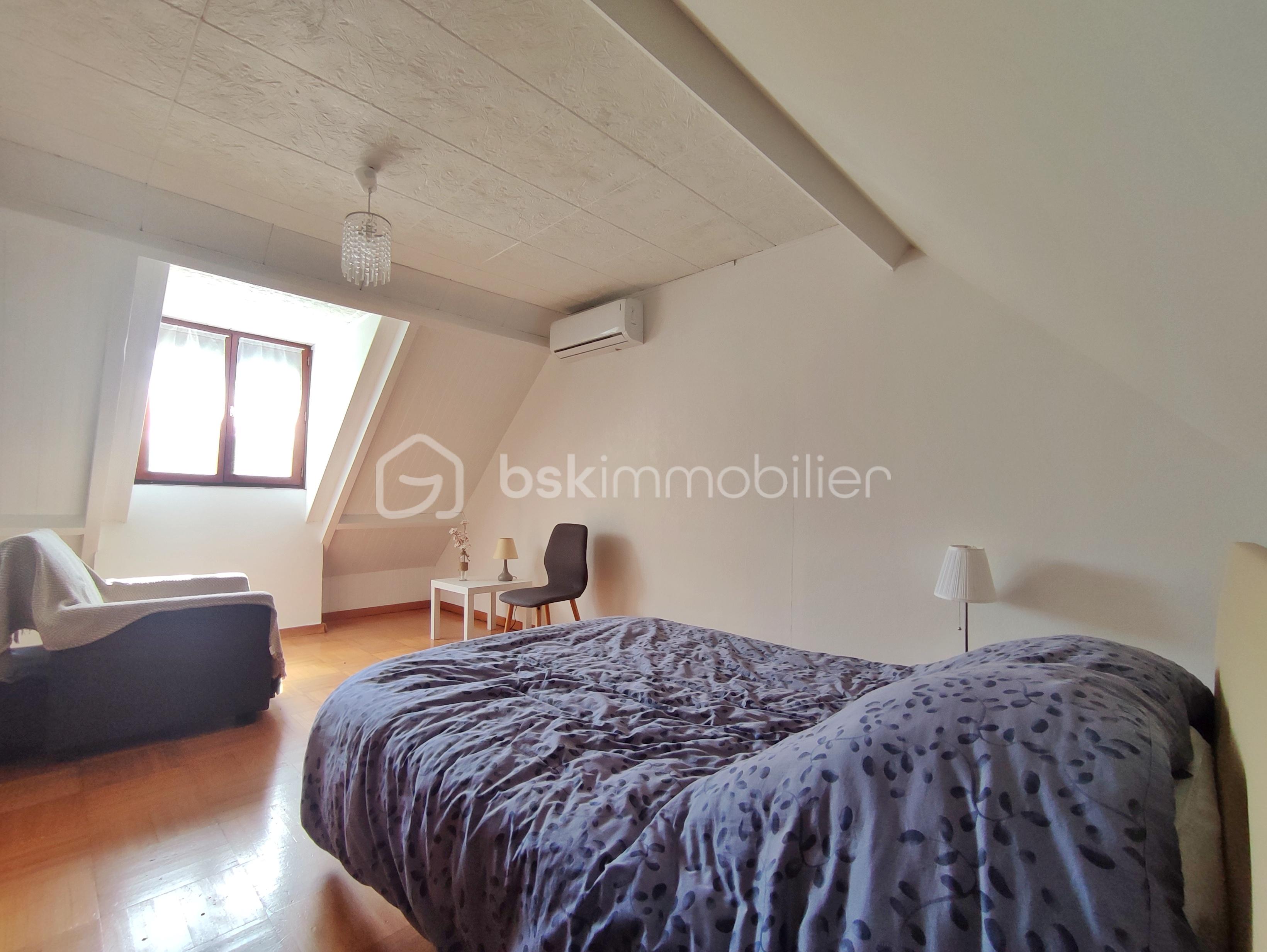 Maison traditionnelle de 122 m² - 1000041577.jpg