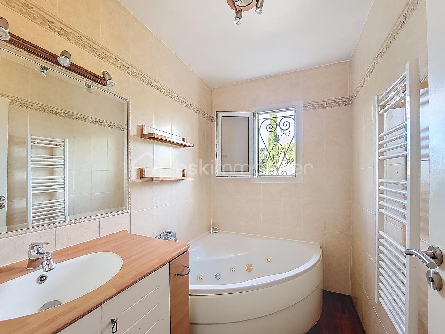 Maison de 167 m² - 1000010750.jpg