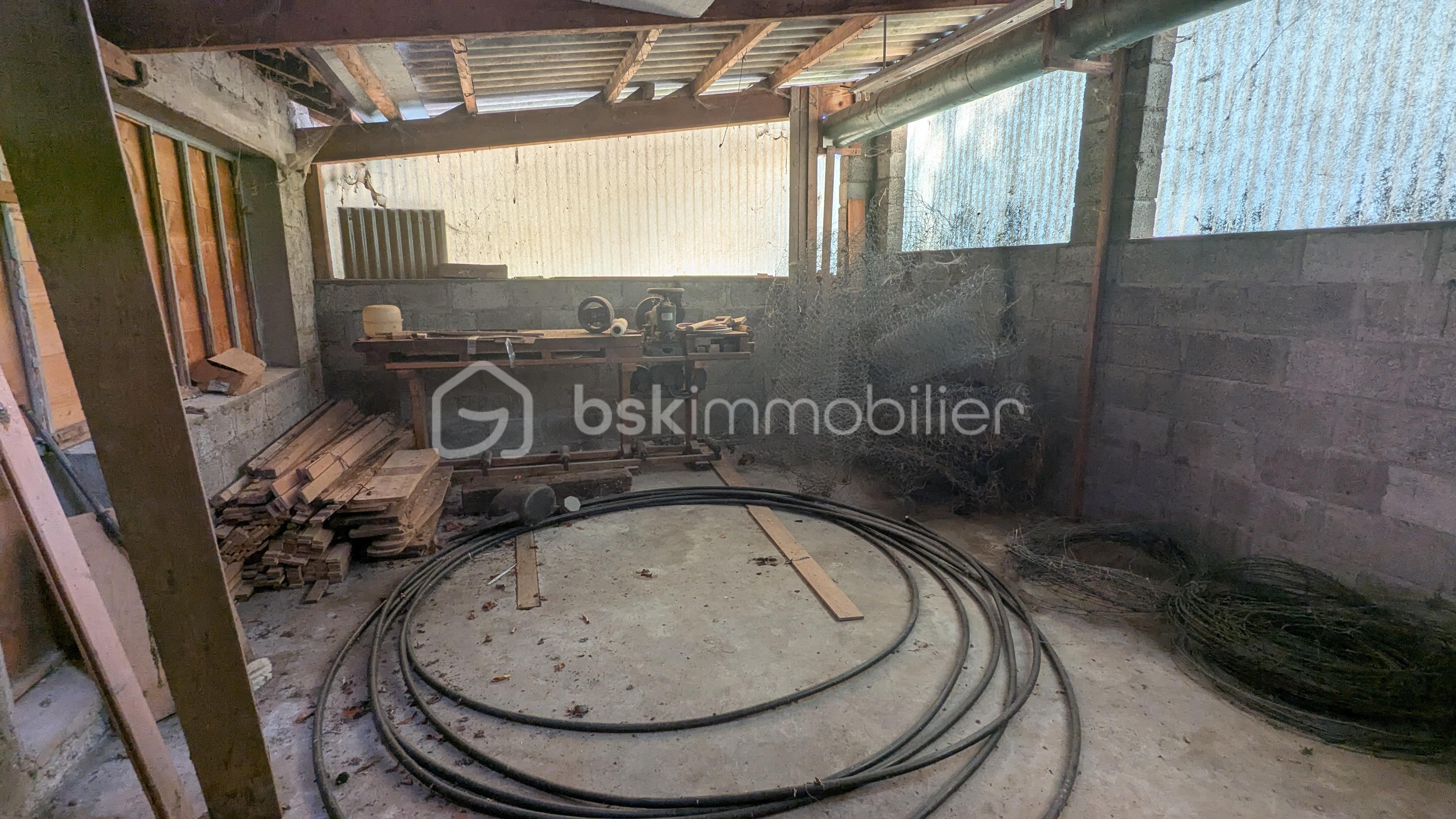 Immeuble de 250 m² - PXL_20250917_101445298.jpg