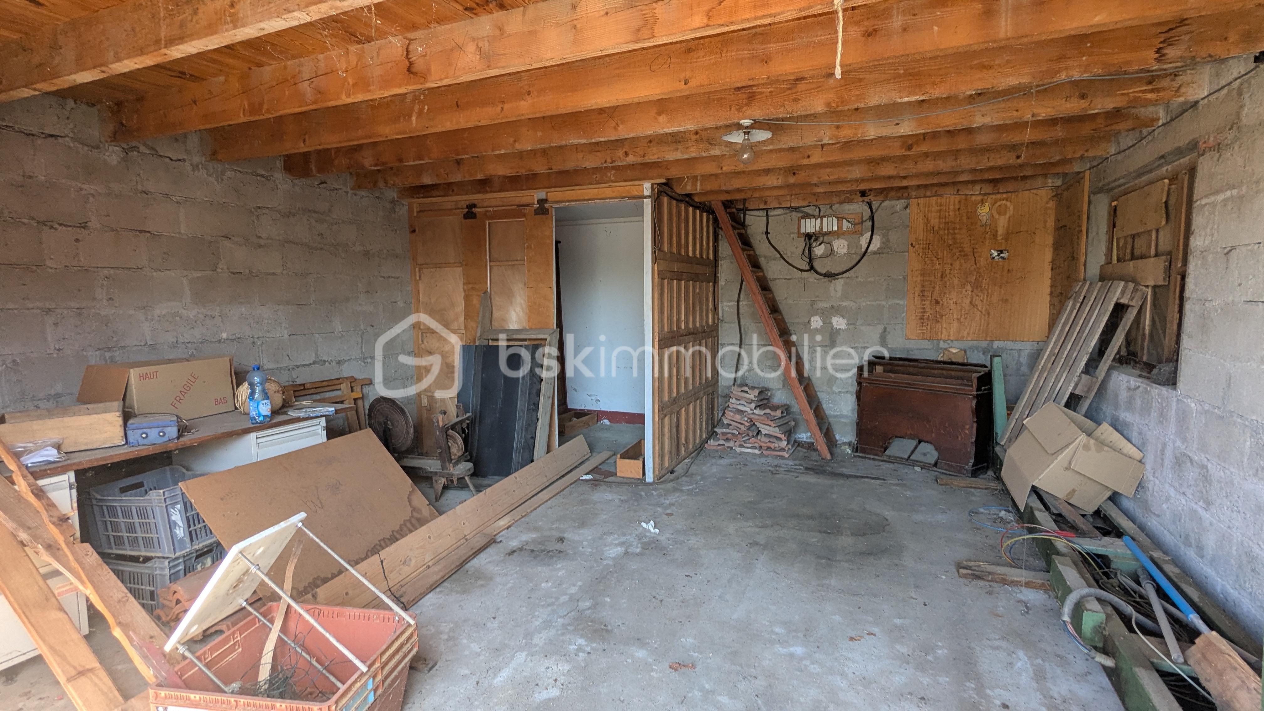 Immeuble de 250 m² - PXL_20250917_100925553.jpg