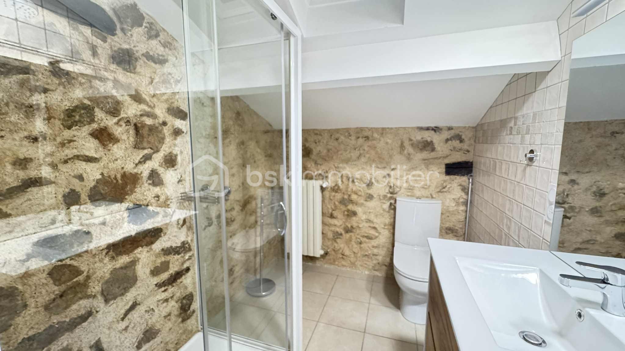 Maison en pierre de 155 m² - 7e1c4c12-8c0e-448a-be3c-1a302b9df5d9.jpeg