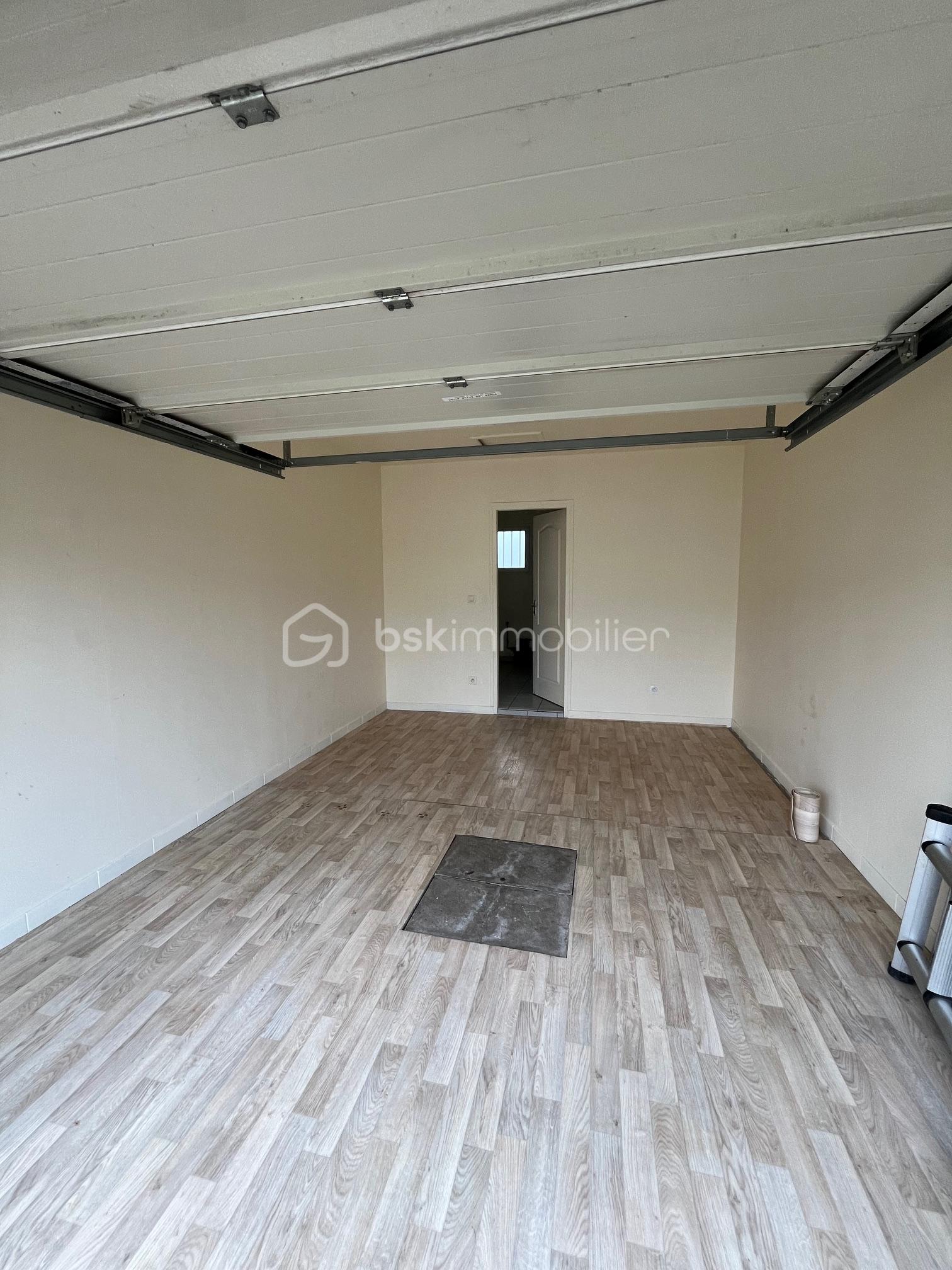 Garage.jpeg