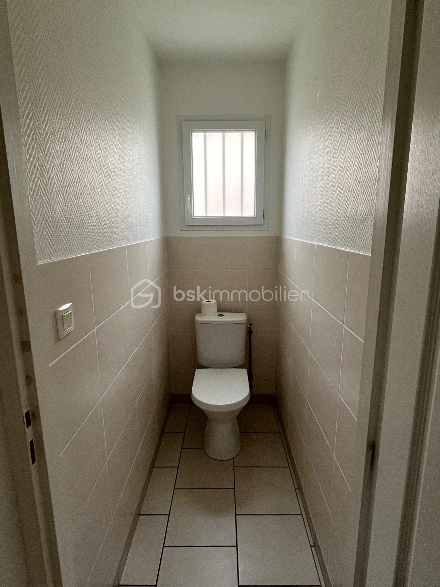 WC.jpeg