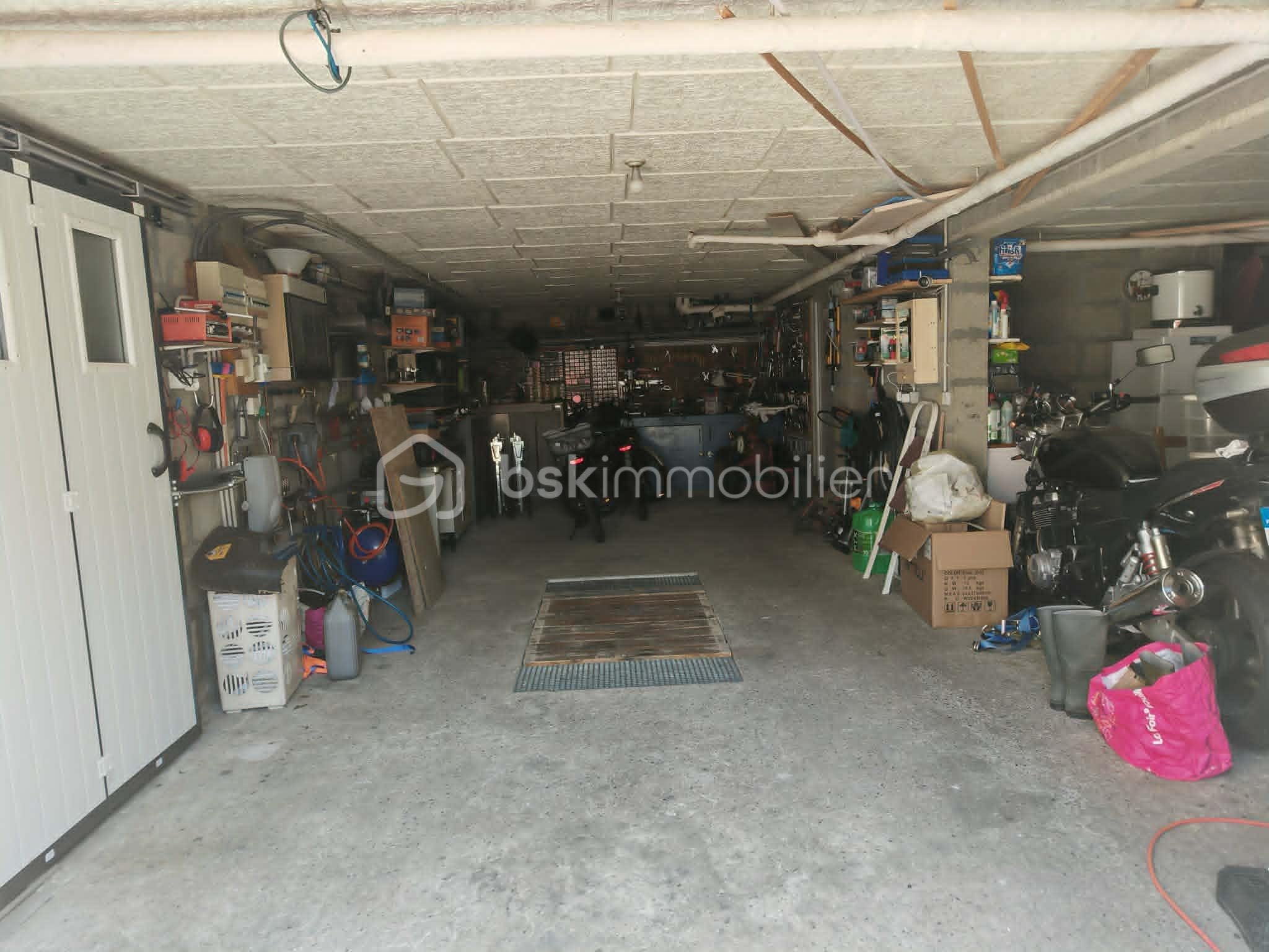 garage.jpg